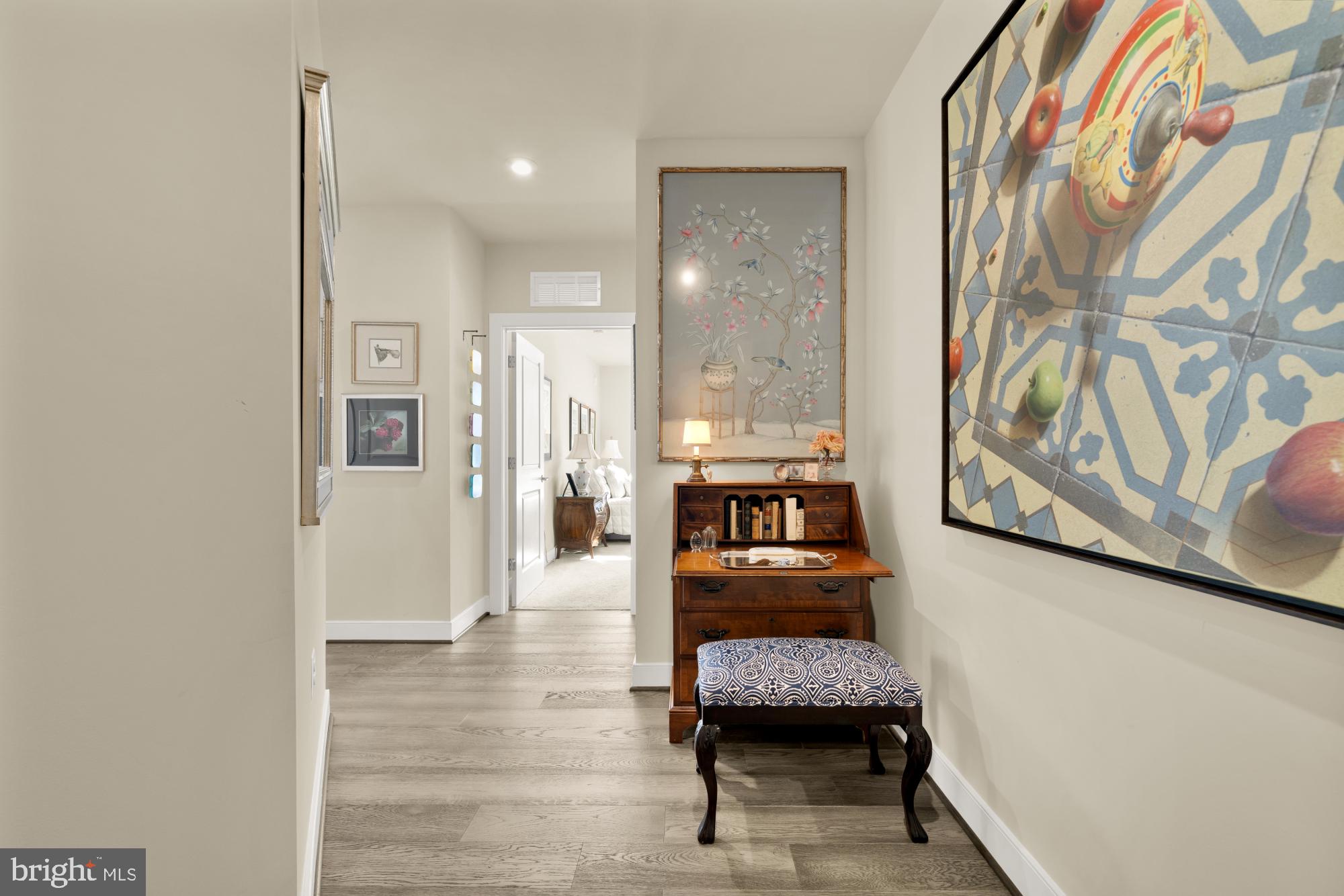 TOWER OAKS - Residential