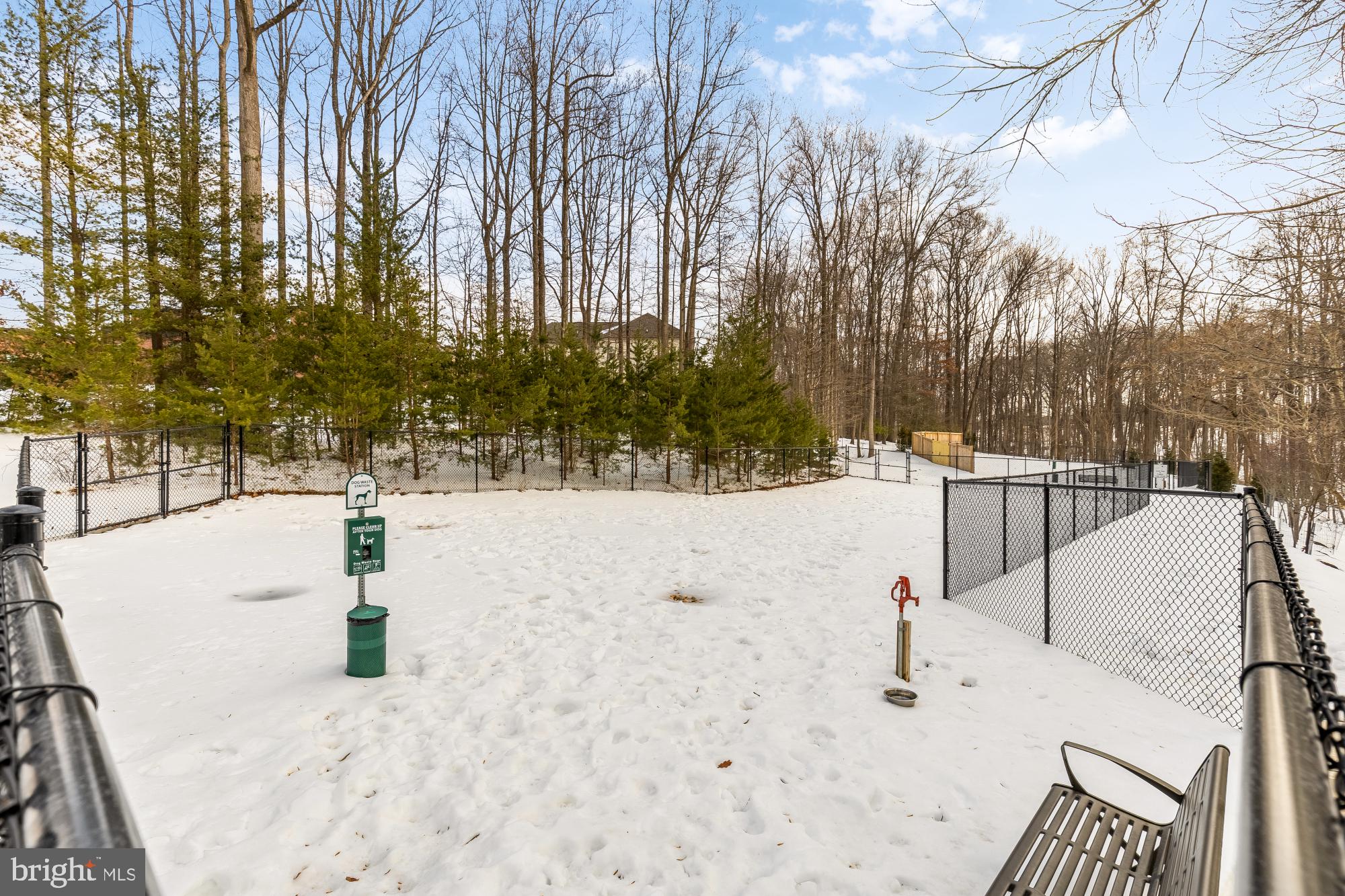 TOWER OAKS - Residential