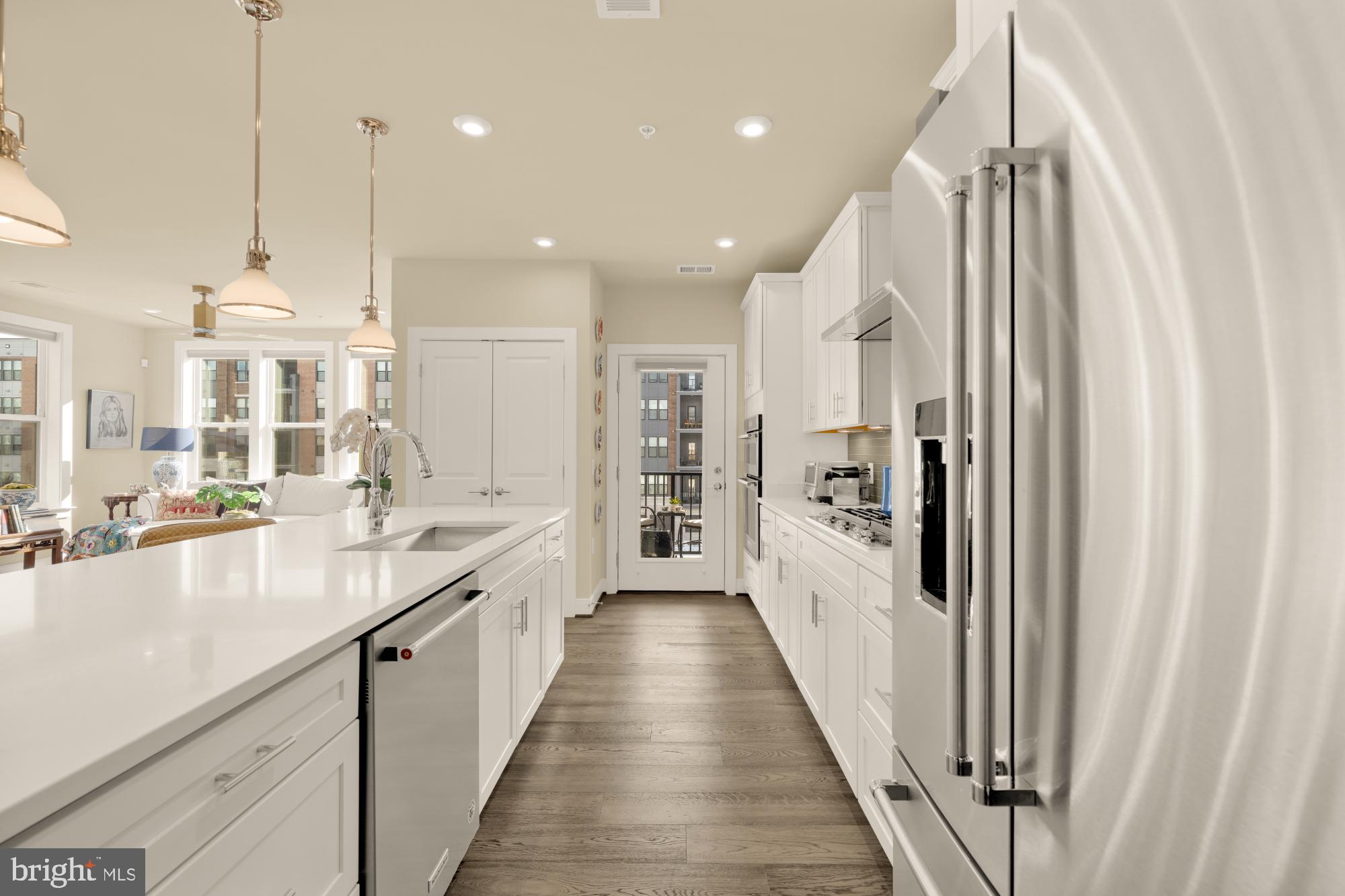 TOWER OAKS - Residential