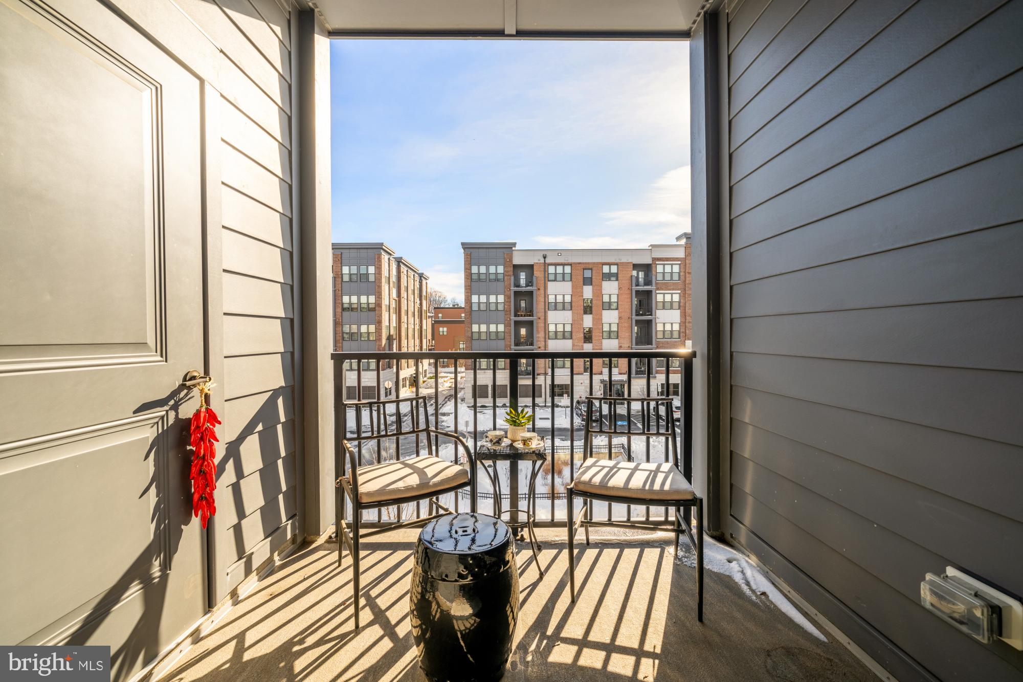 TOWER OAKS - Residential