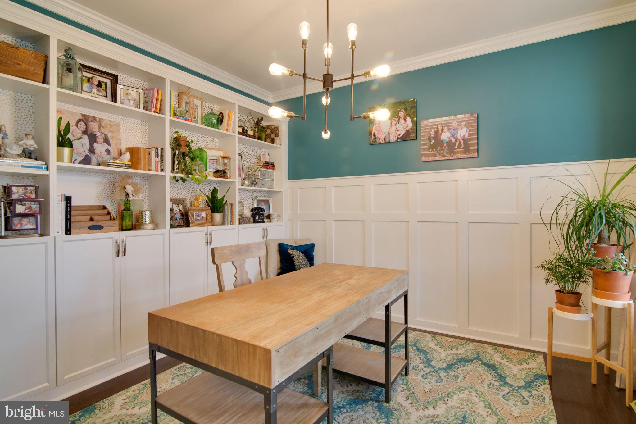 LADYSMITH VILLAGE - Residential