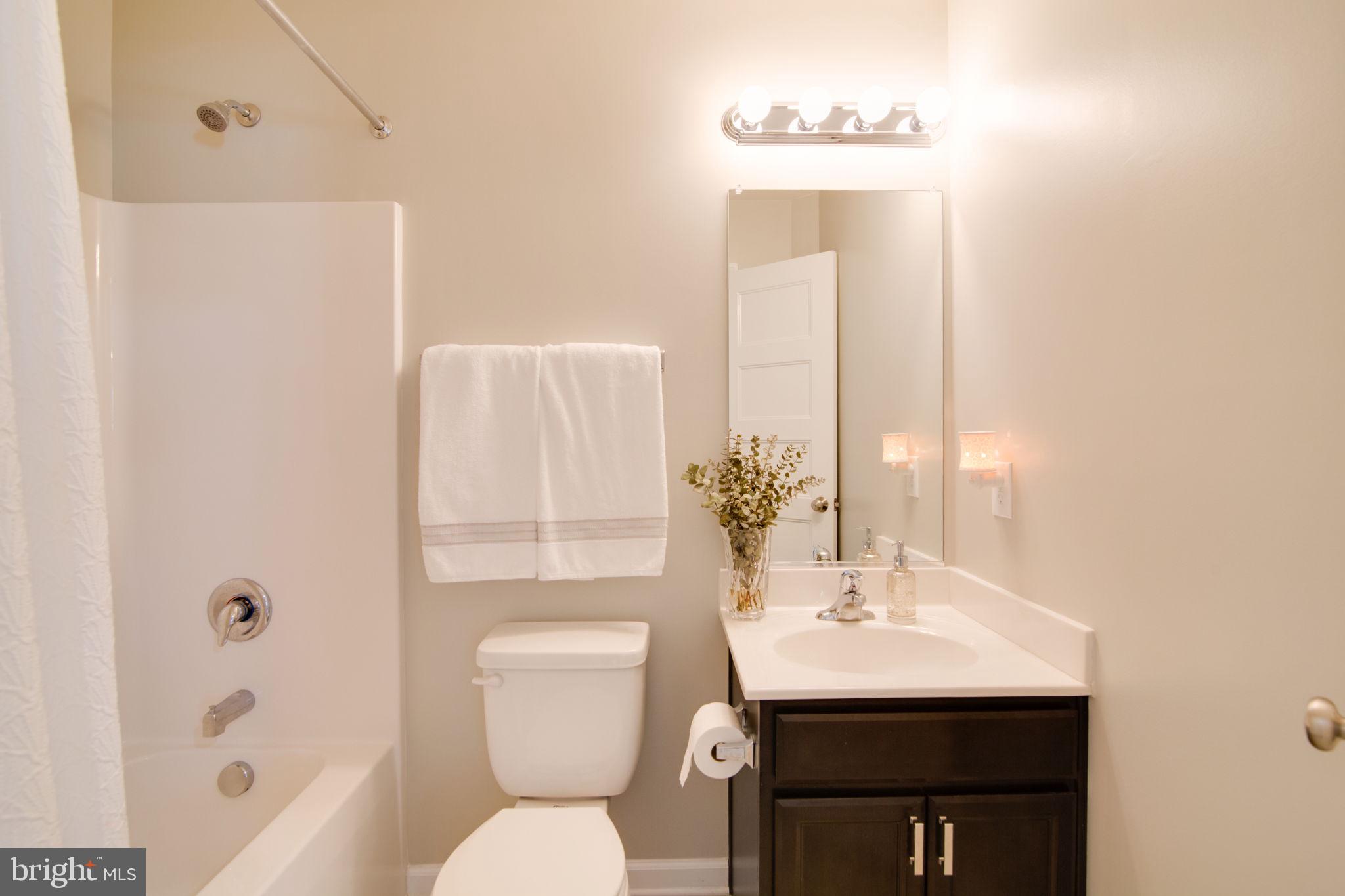 LADYSMITH VILLAGE - Residential