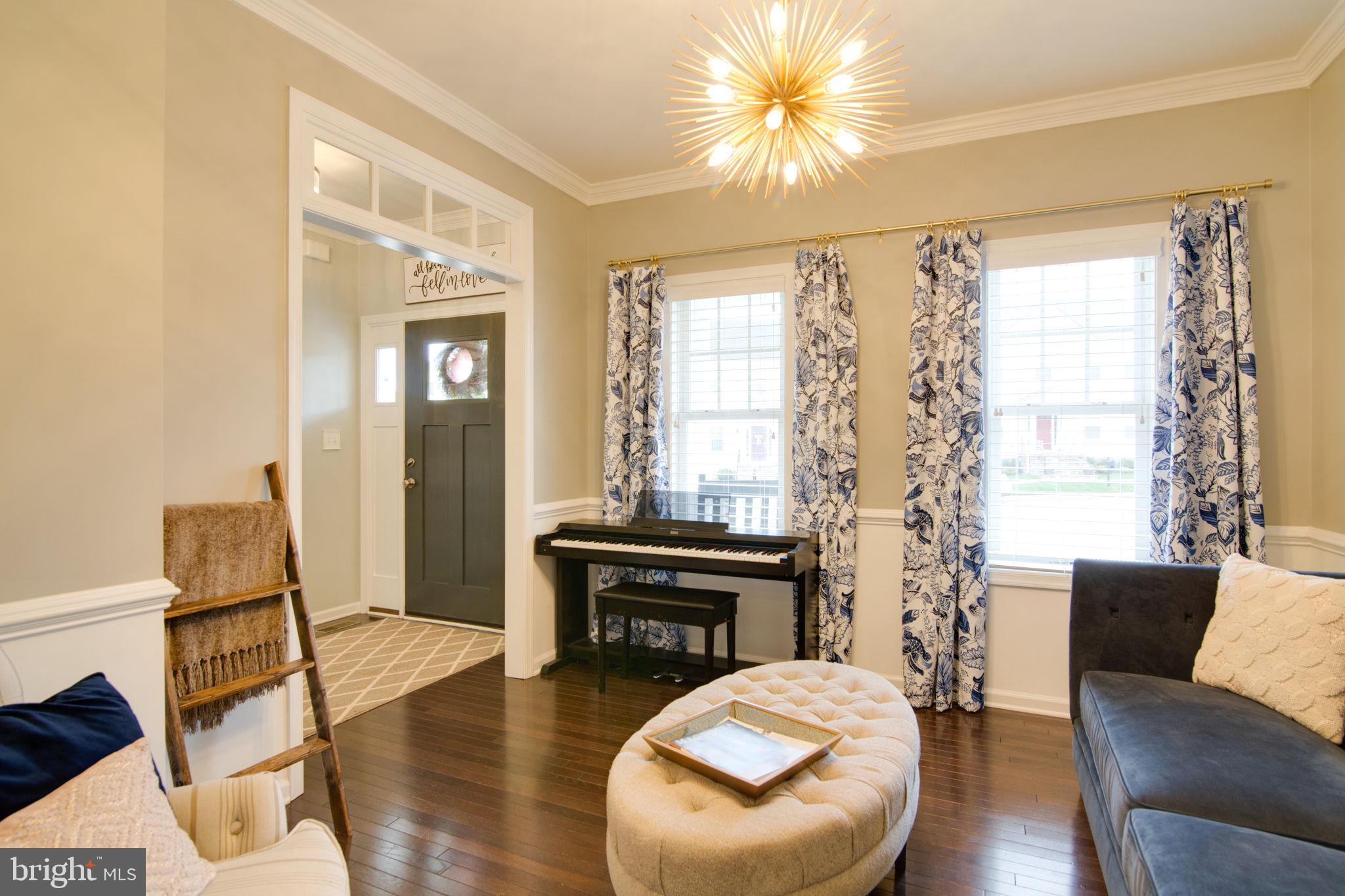 LADYSMITH VILLAGE - Residential