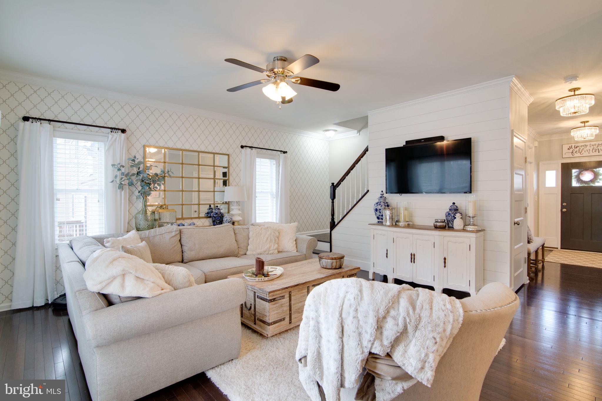 LADYSMITH VILLAGE - Residential