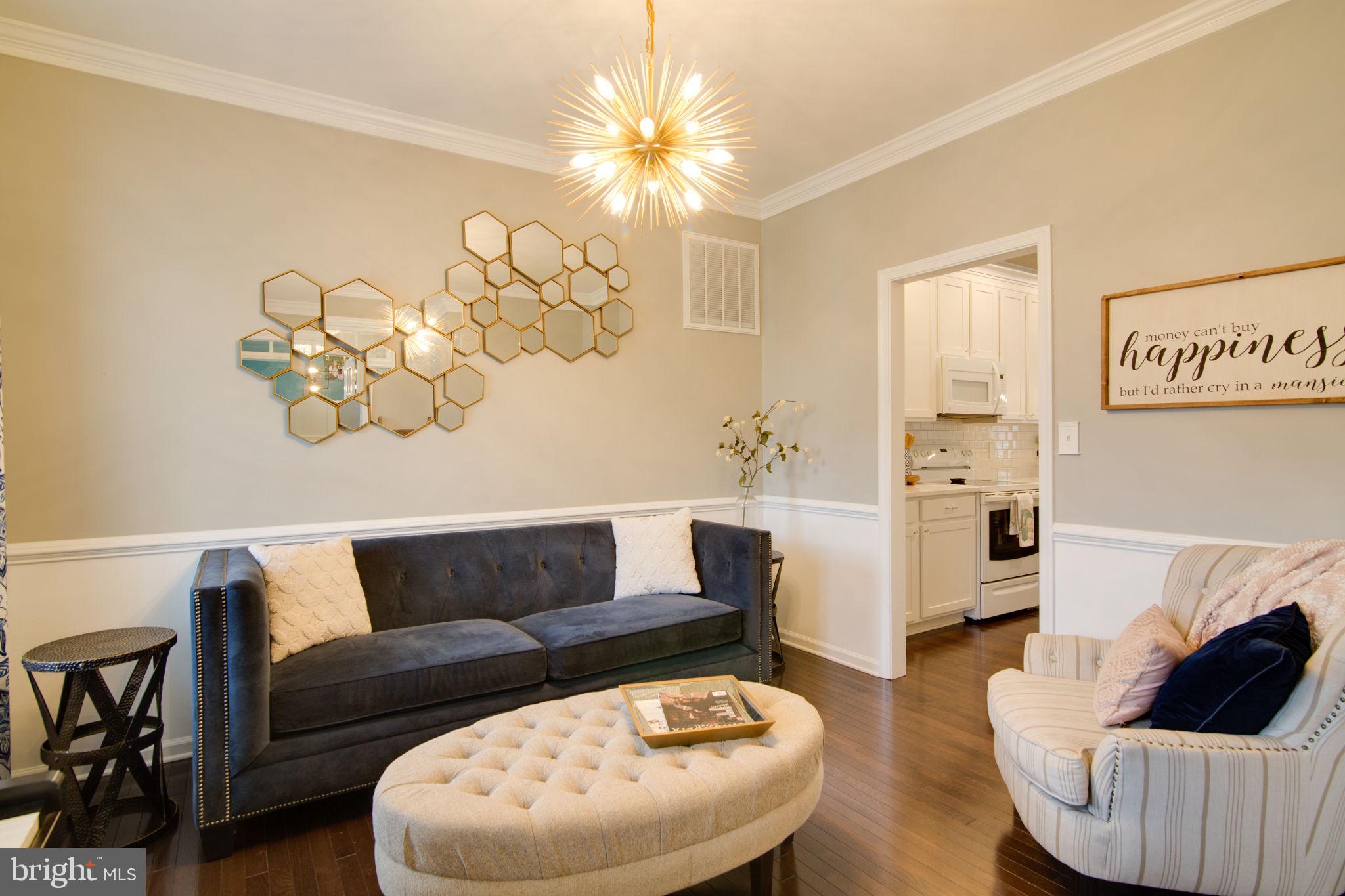 LADYSMITH VILLAGE - Residential