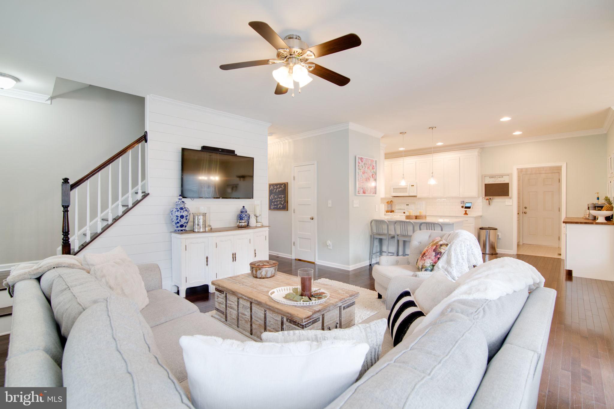 LADYSMITH VILLAGE - Residential