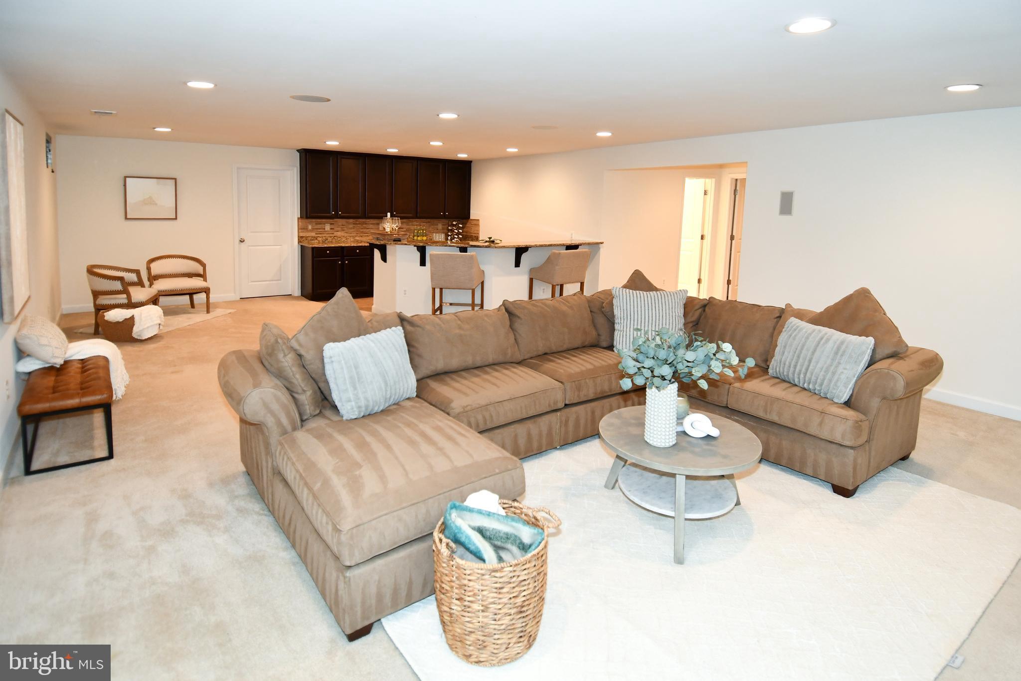 CENTREVILLE FARMS - Residential