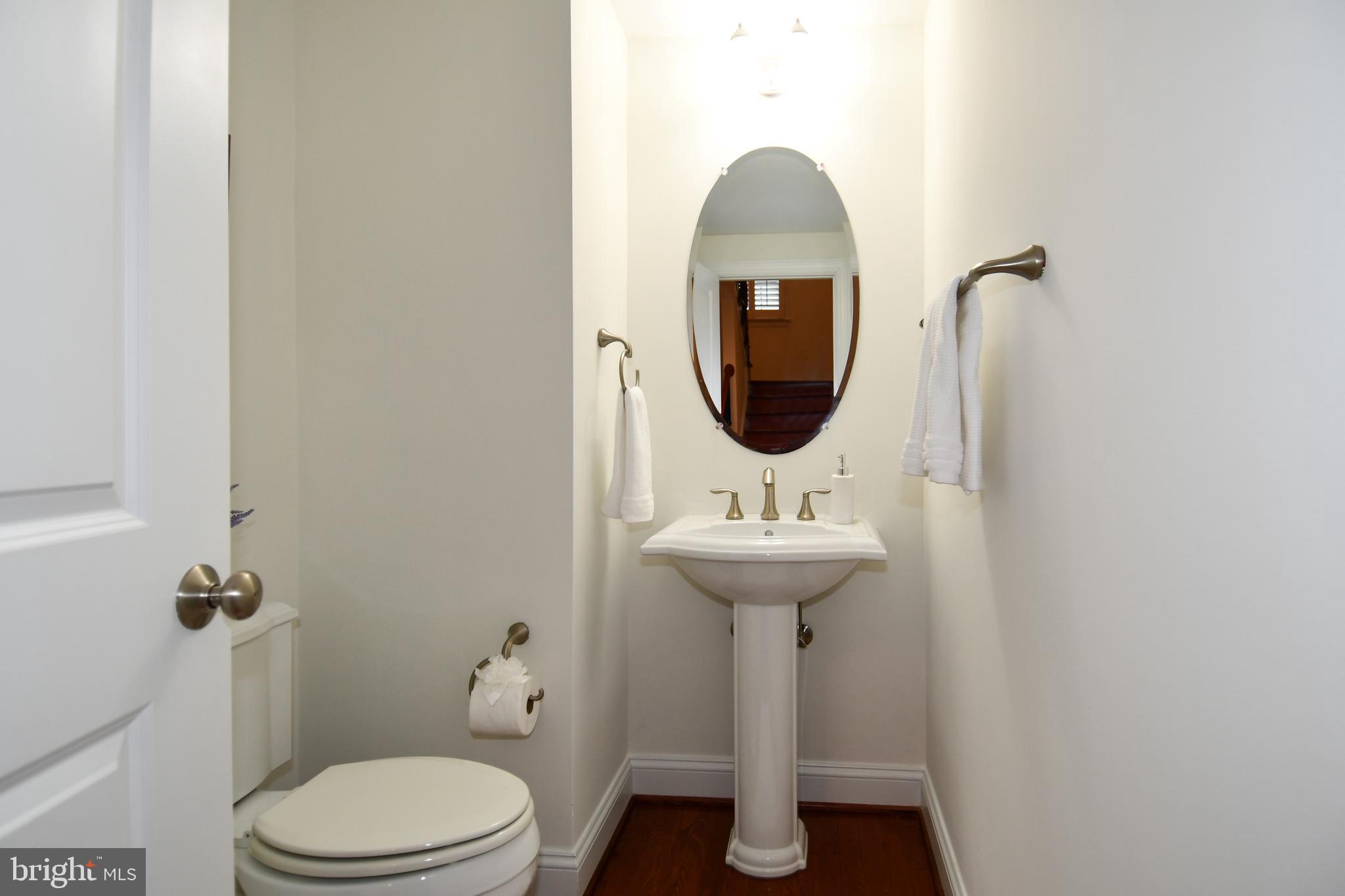 CENTREVILLE FARMS - Residential