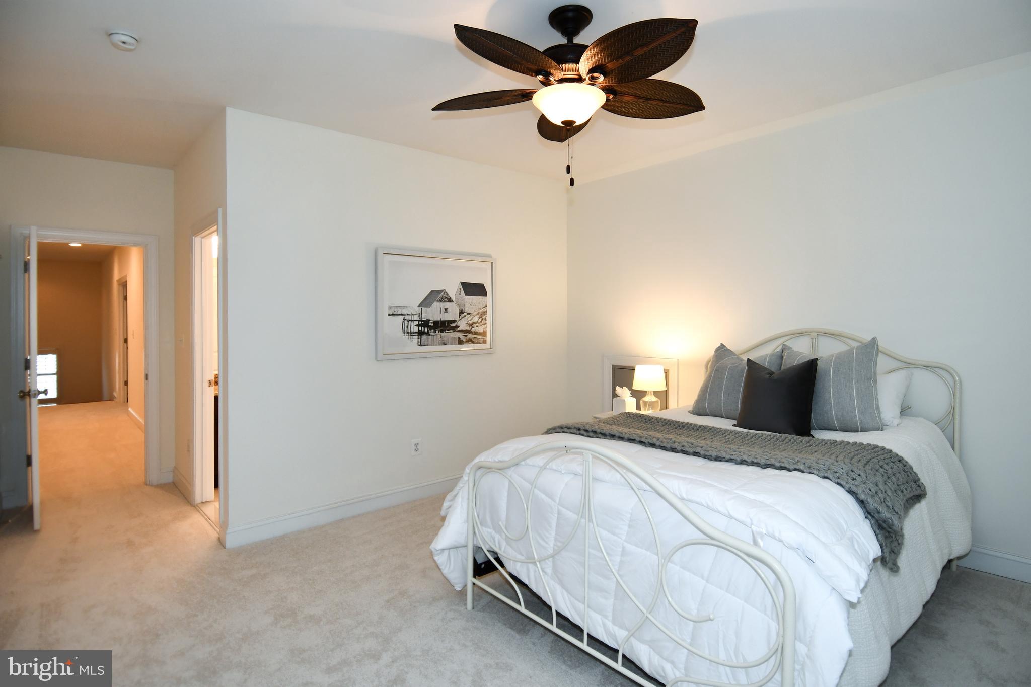 CENTREVILLE FARMS - Residential