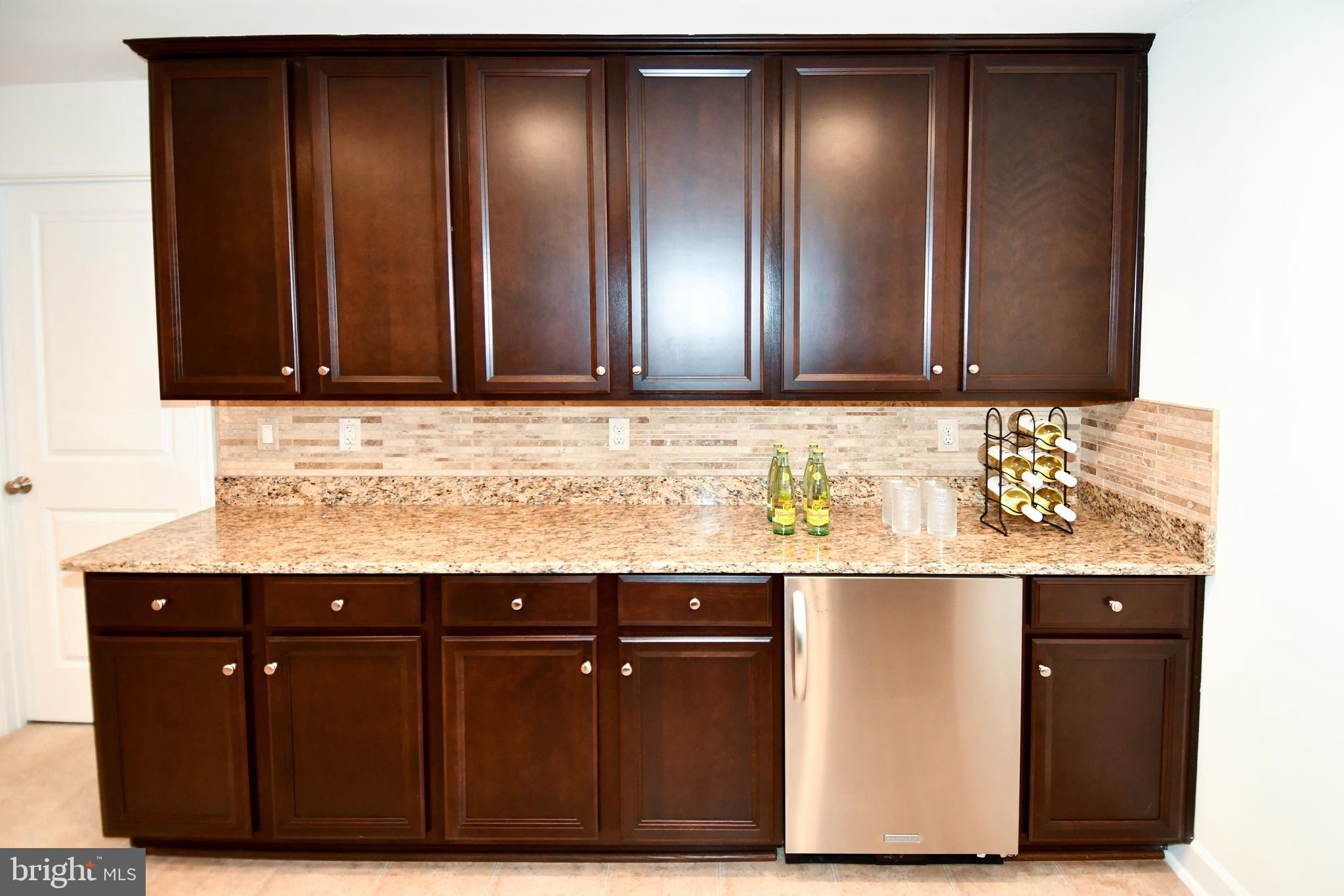 CENTREVILLE FARMS - Residential