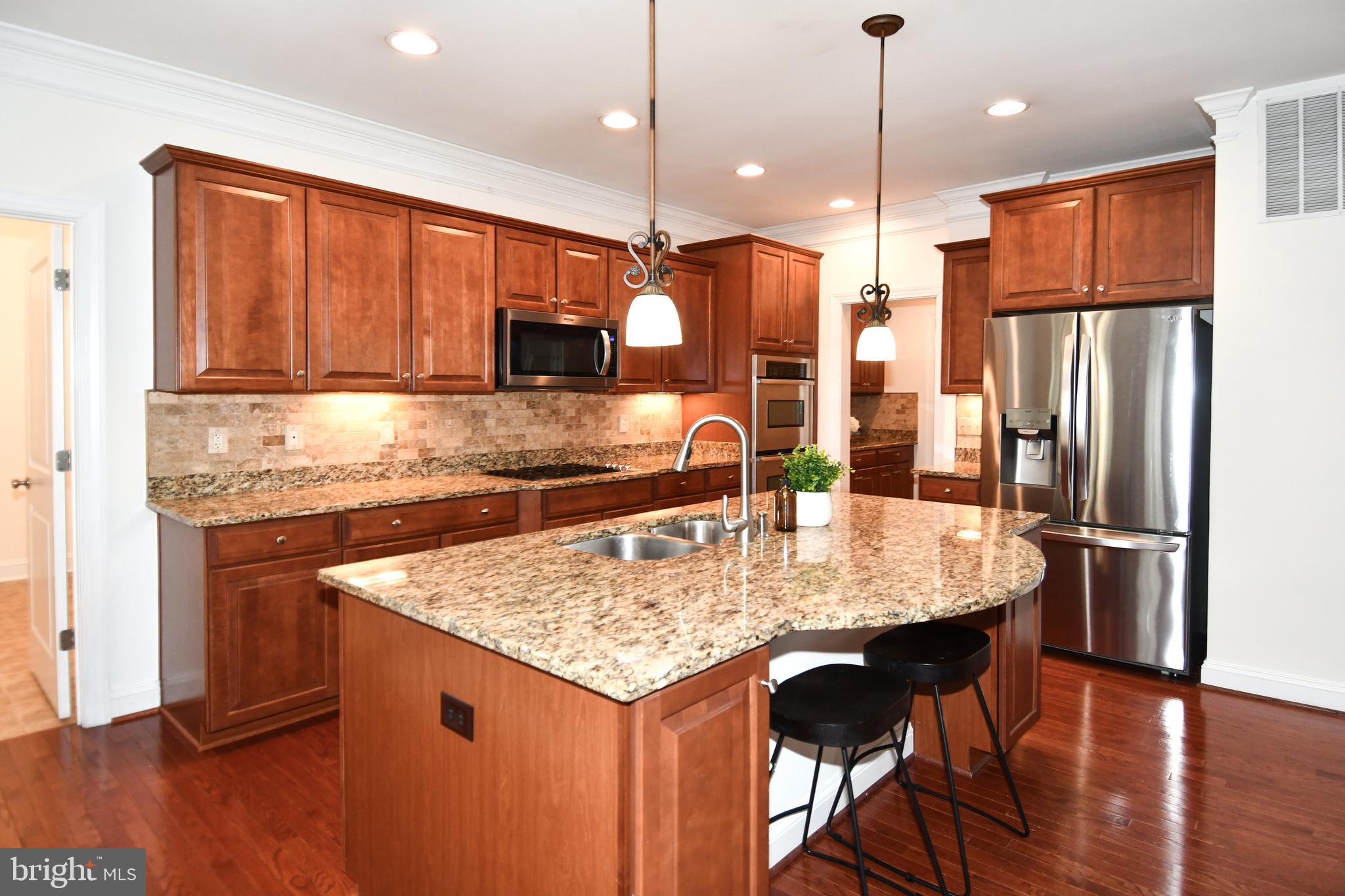 CENTREVILLE FARMS - Residential