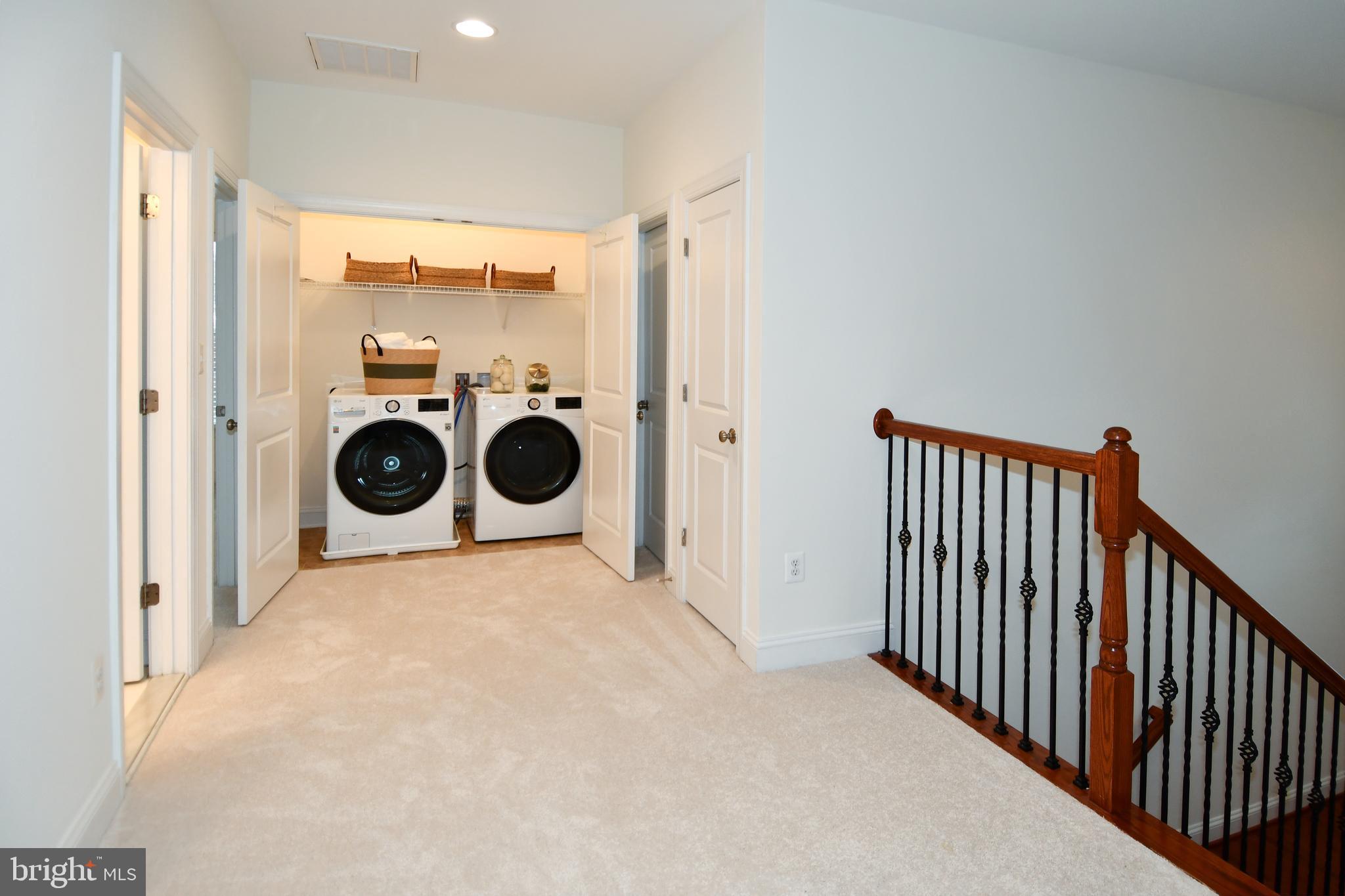 CENTREVILLE FARMS - Residential