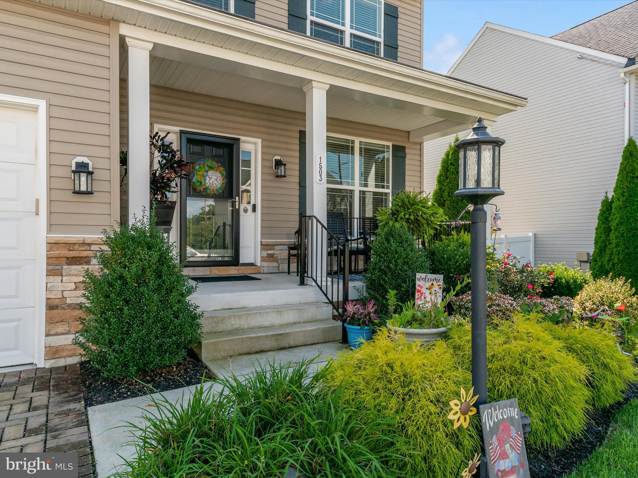 1503 FALL MOON DRIVE