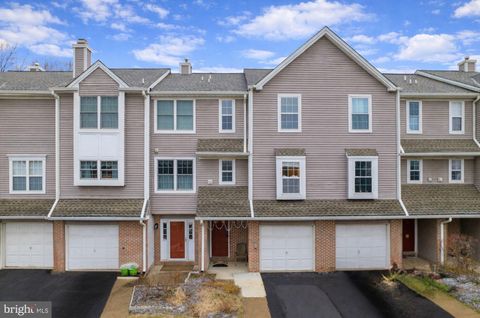 Photo of 117 N Barrow Place, PRINCETON, NJ 08540 (MLS # NJME2071702)