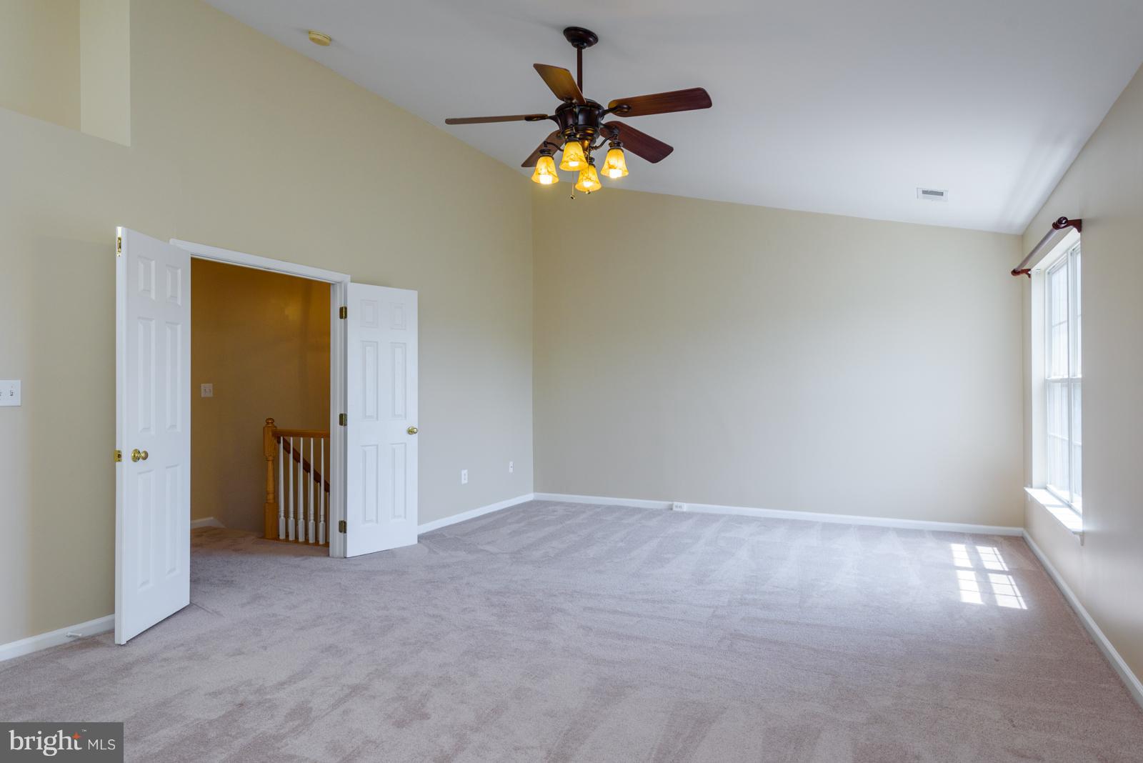 KINGSTOWNE - Residential Lease