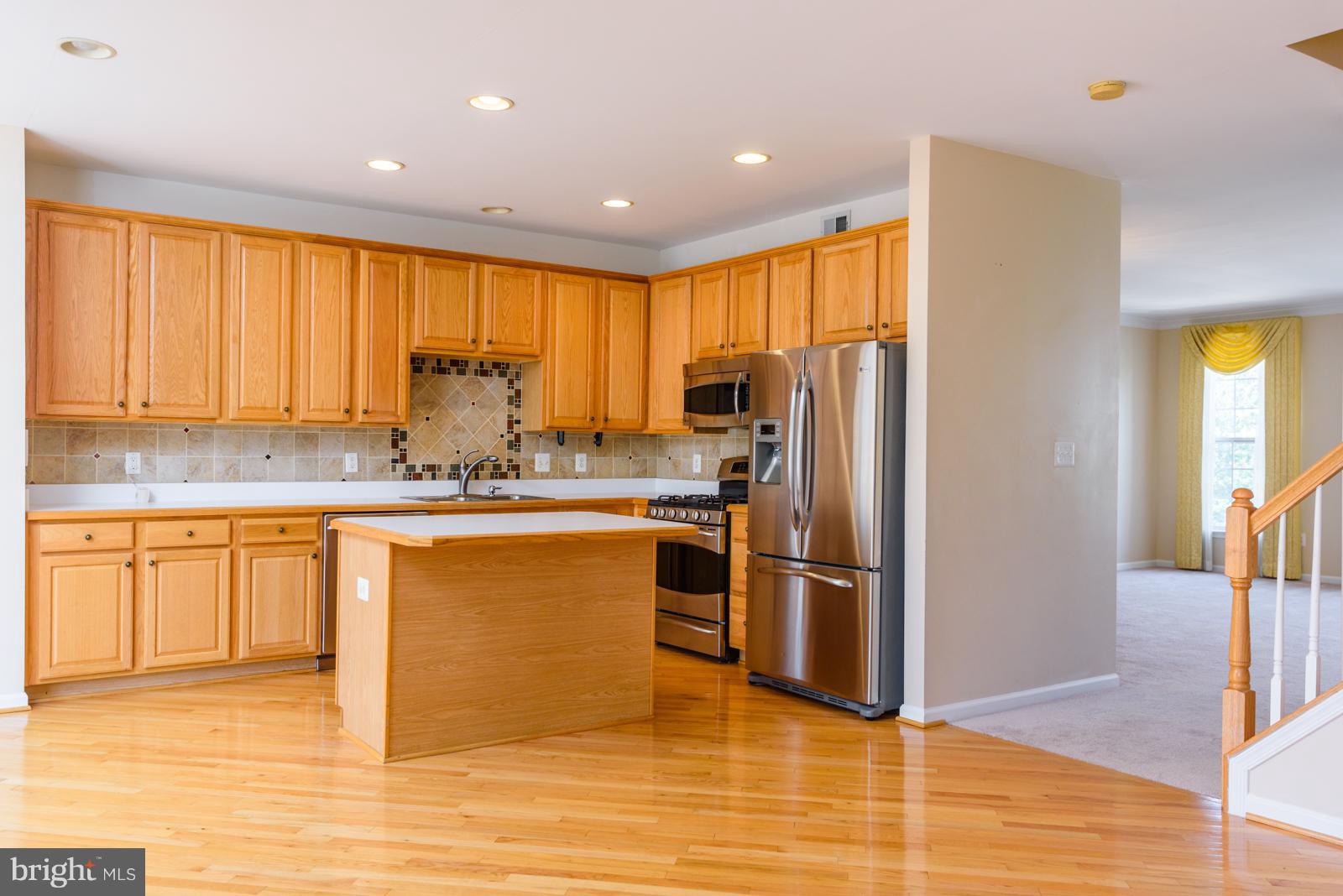 KINGSTOWNE - Residential Lease