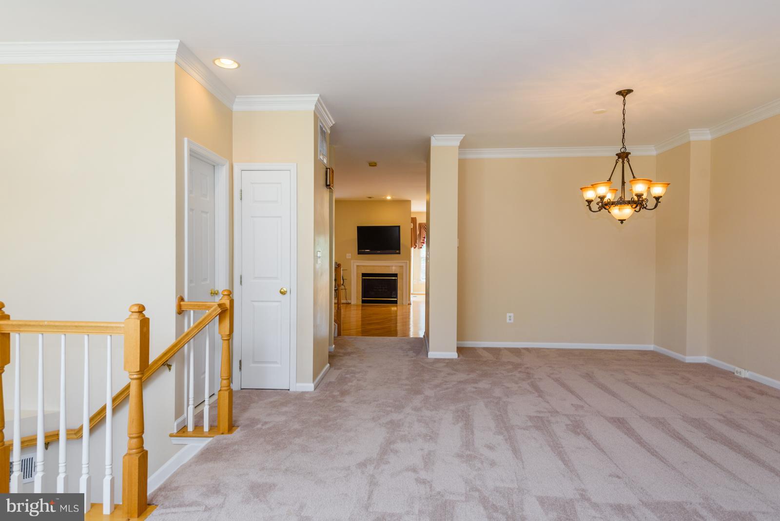 KINGSTOWNE - Residential Lease