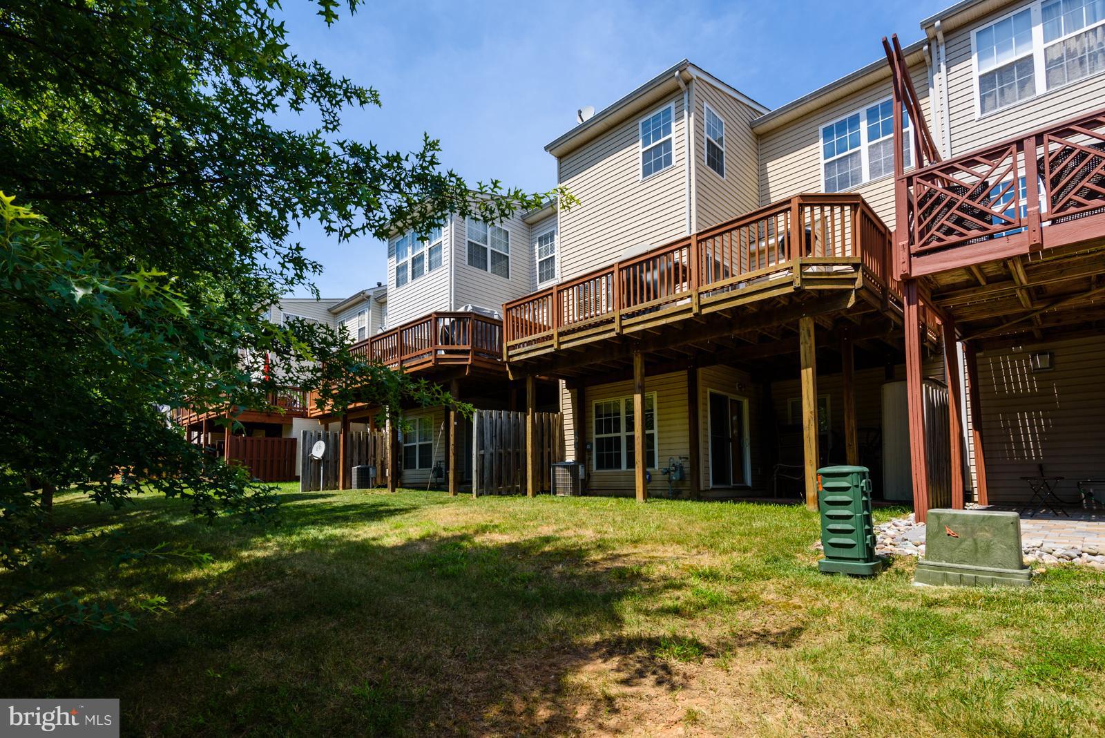 KINGSTOWNE - Residential Lease