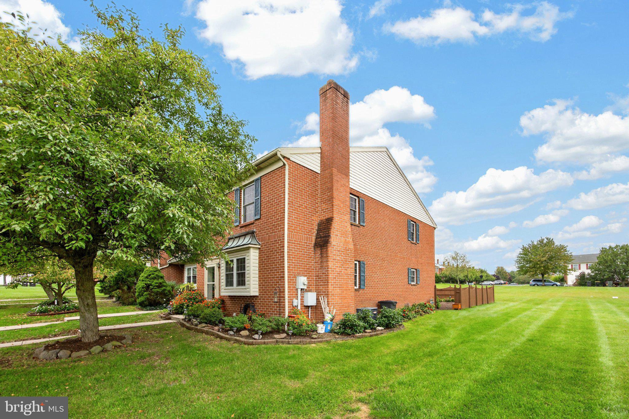 1704 VILLAGE GREEN DRIVE