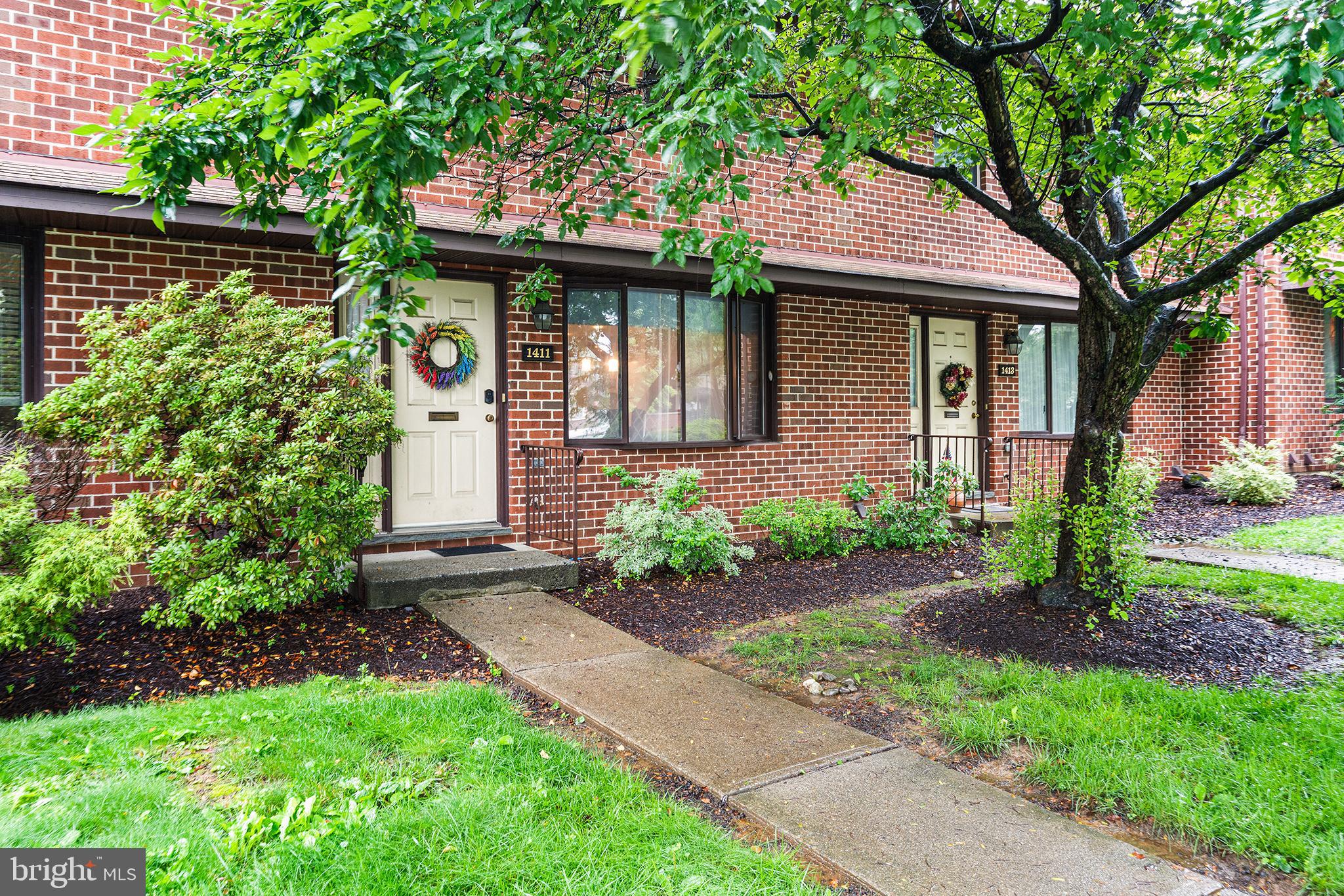 1411 LINDEN STREET