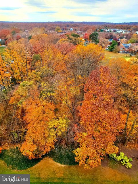 203 YOAKUM PARKWAY 1807 ALEXANDRIA VA 22304