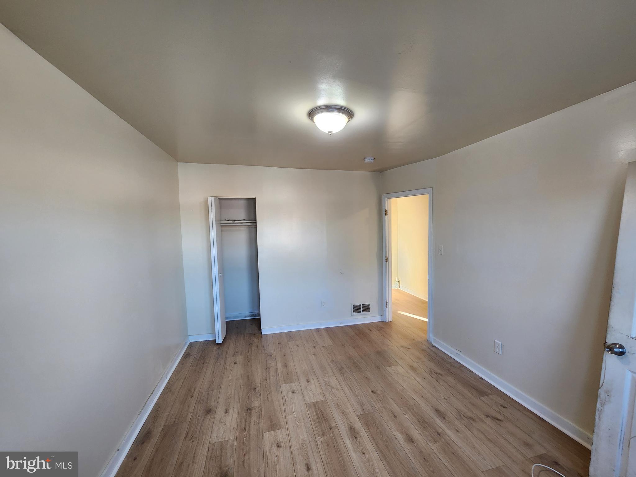 WOODMERE - Residential