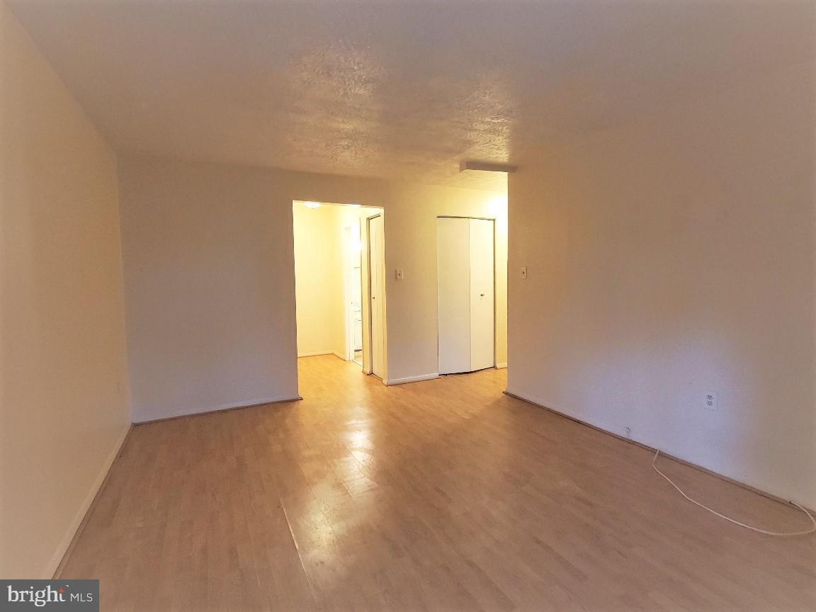 GREENBRIAR CONDO PHASE I - Residential Lease