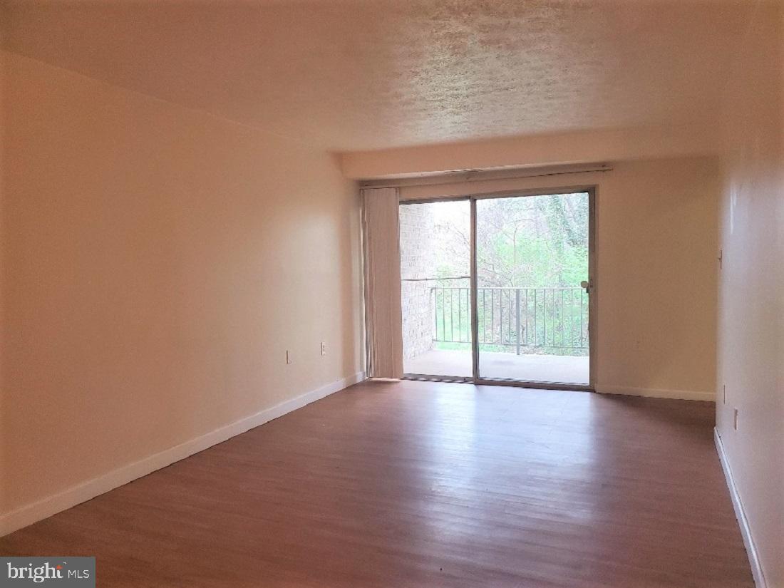 GREENBRIAR CONDO PHASE I - Residential Lease