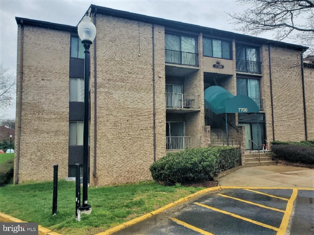 GREENBRIAR CONDO PHASE I - Residential Lease