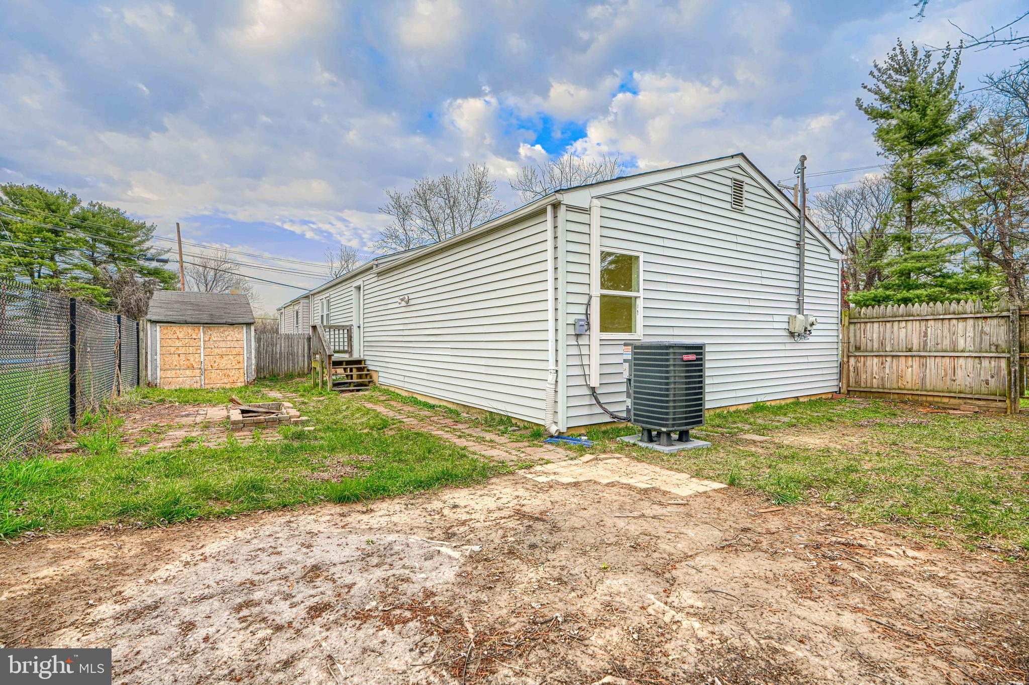 ARUNDEL GARDENS - Residential