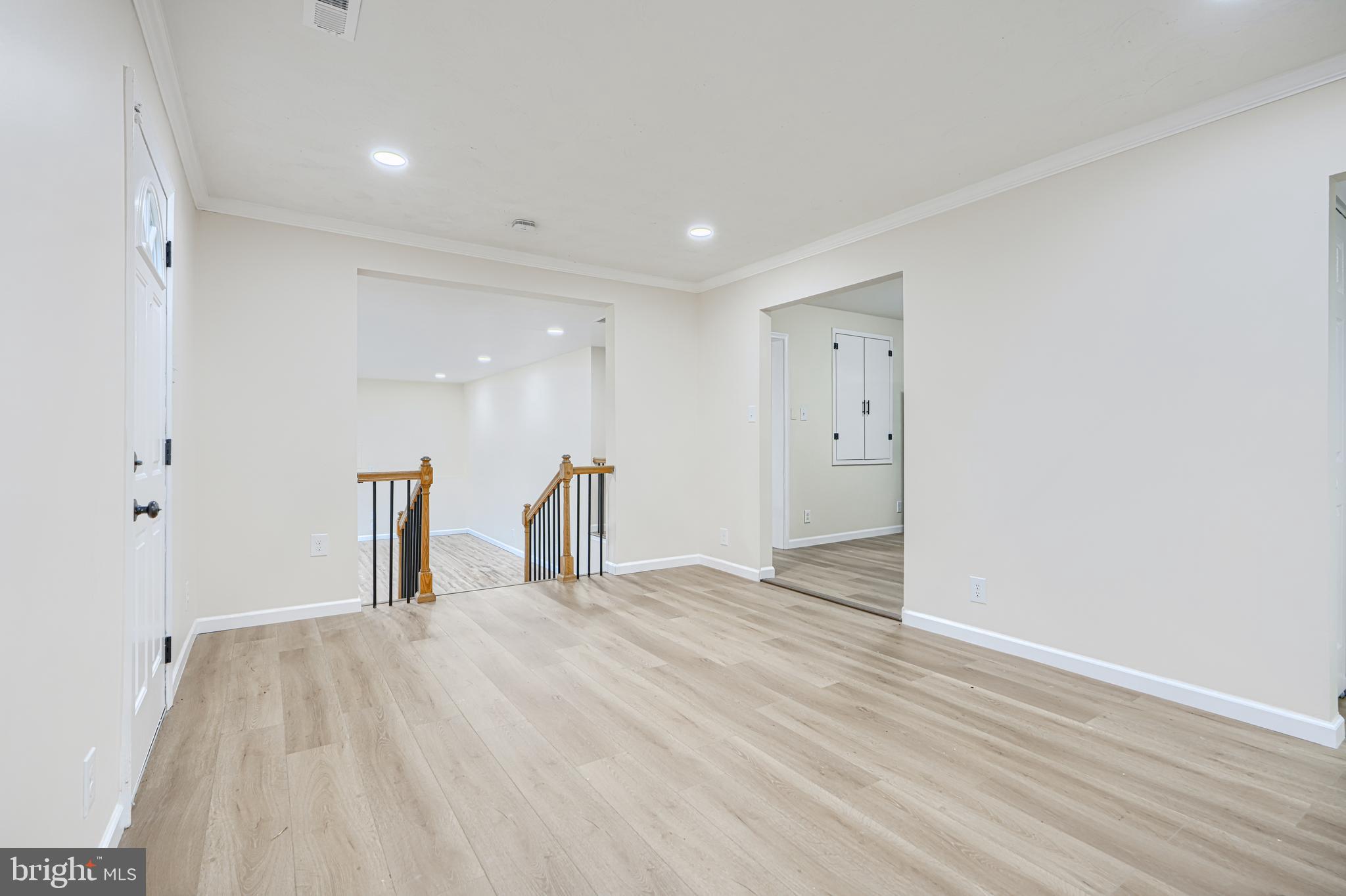 ARUNDEL GARDENS - Residential