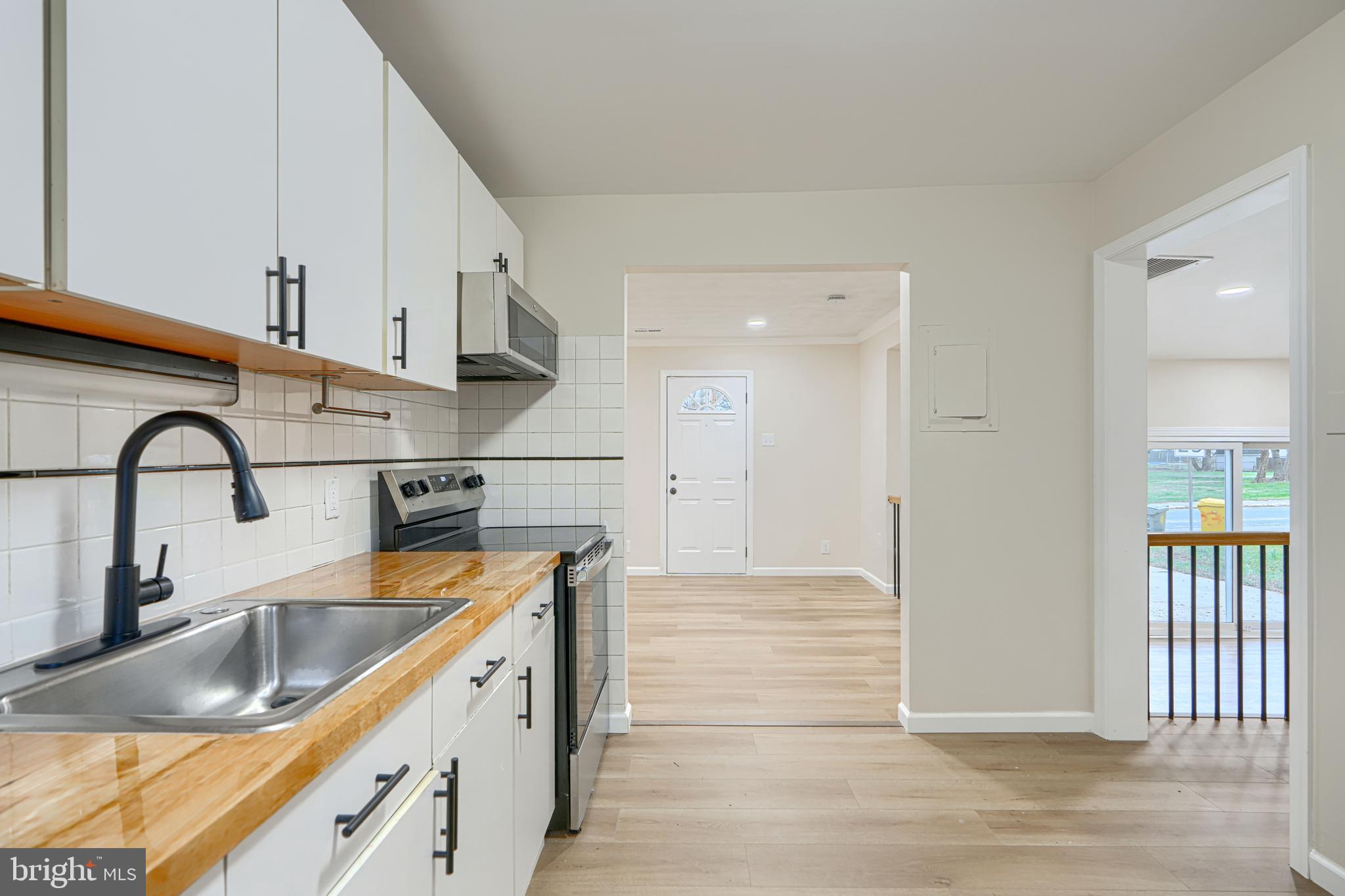 ARUNDEL GARDENS - Residential