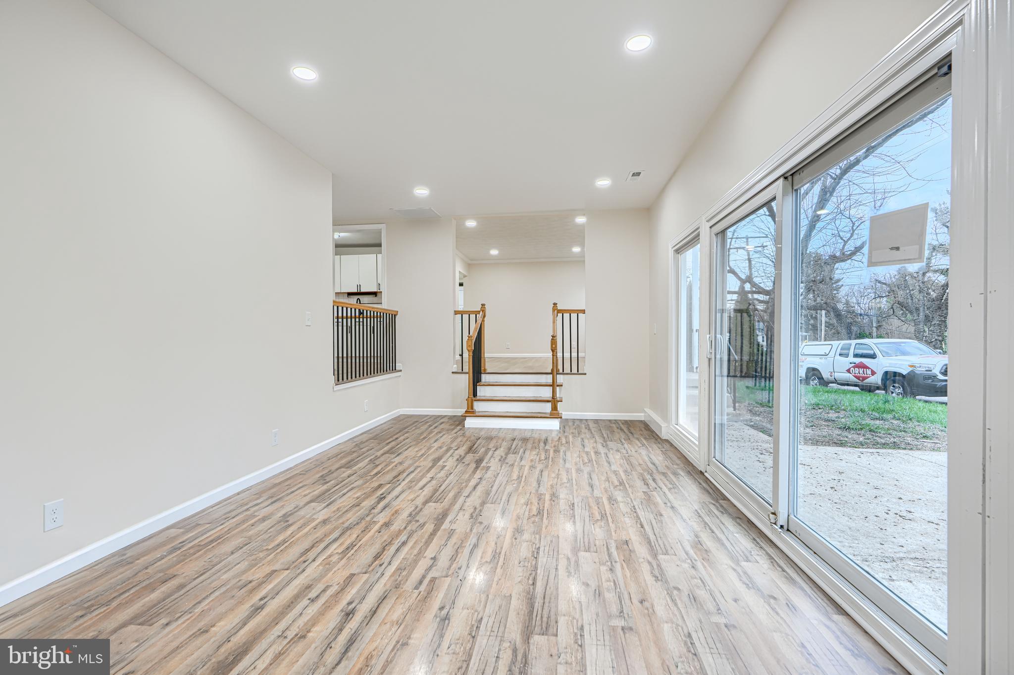 ARUNDEL GARDENS - Residential