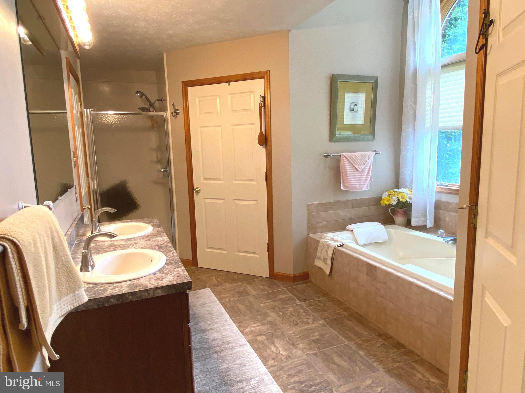 RIDGEWOOD MANOR - Residential