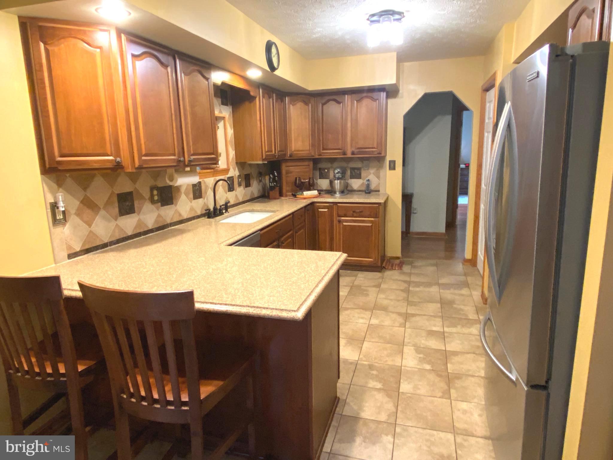 RIDGEWOOD MANOR - Residential