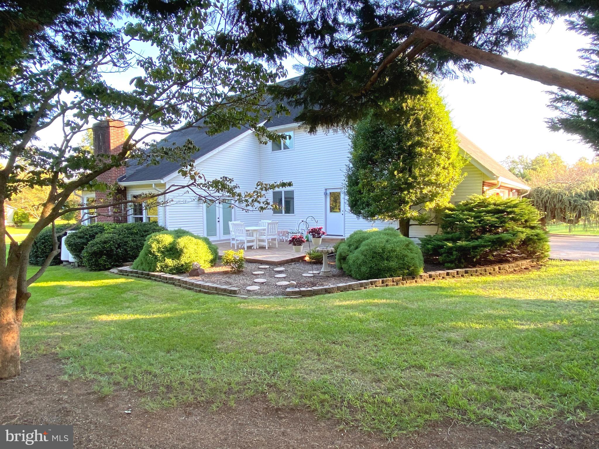 RIDGEWOOD MANOR - Residential