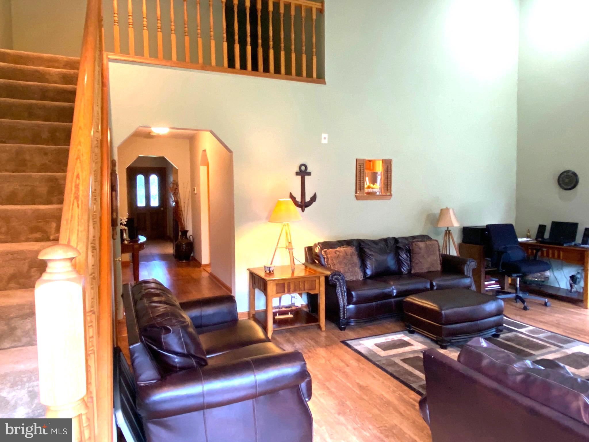 RIDGEWOOD MANOR - Residential