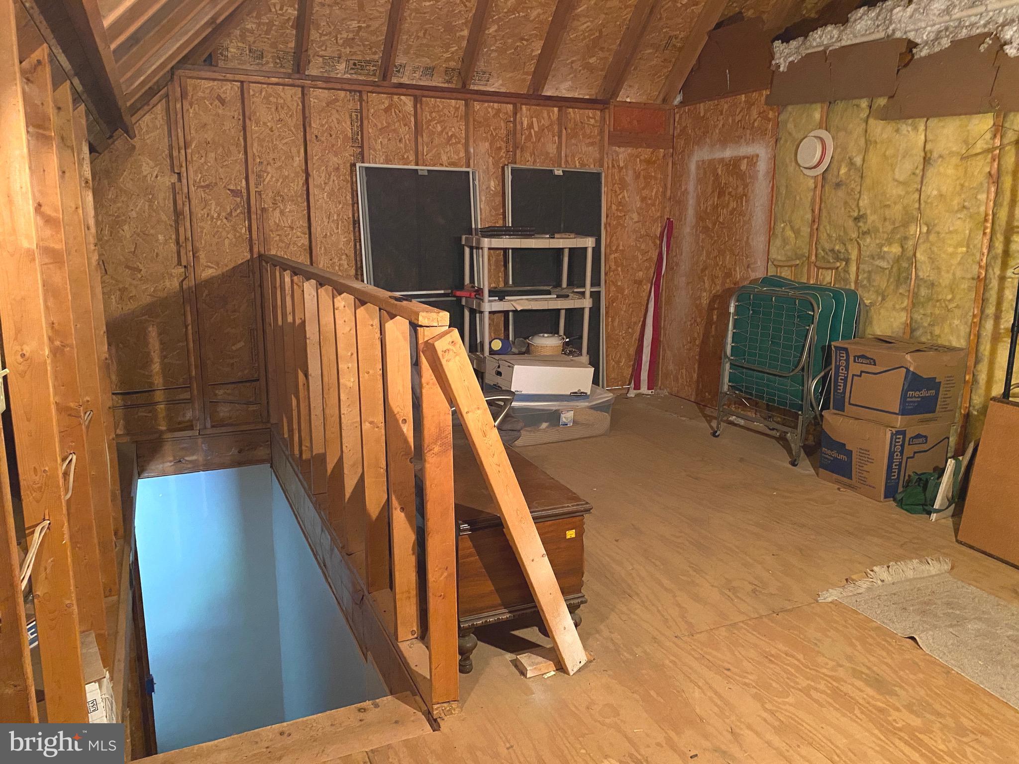 RIDGEWOOD MANOR - Residential