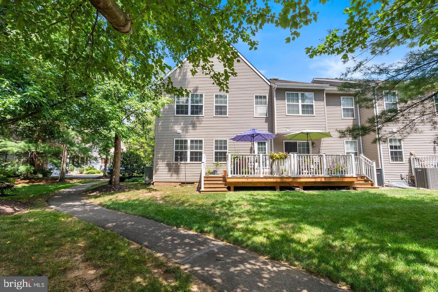 CHARING CROSS - Residential Lease