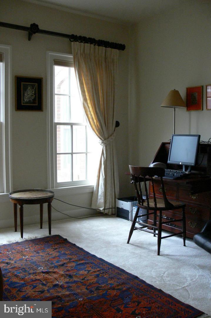 POTOMAC GREENS - Residential Lease