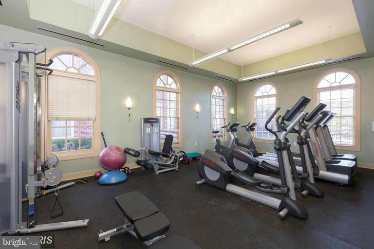 POTOMAC GREENS - Residential Lease