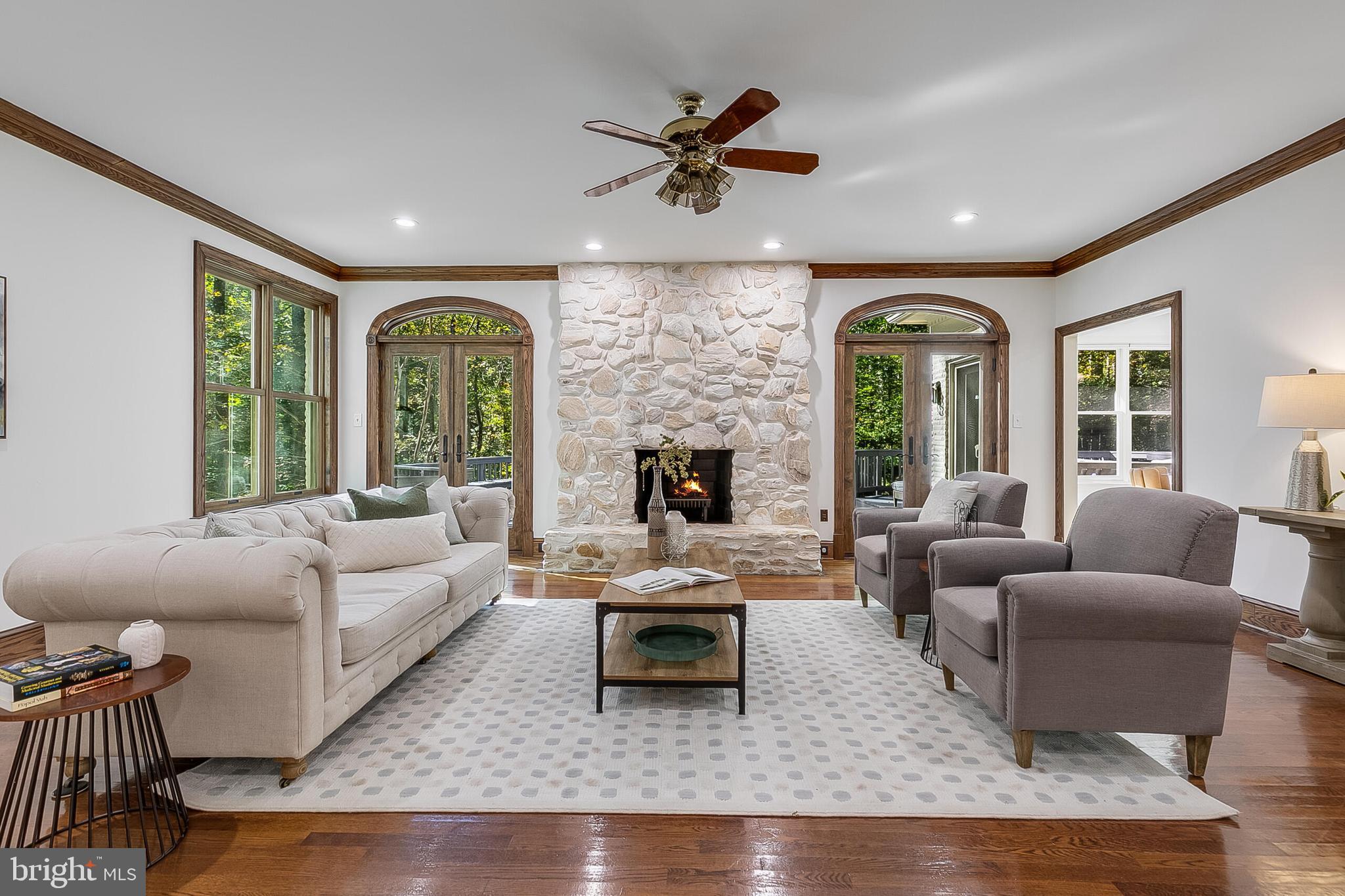 OAKMONT - Residential