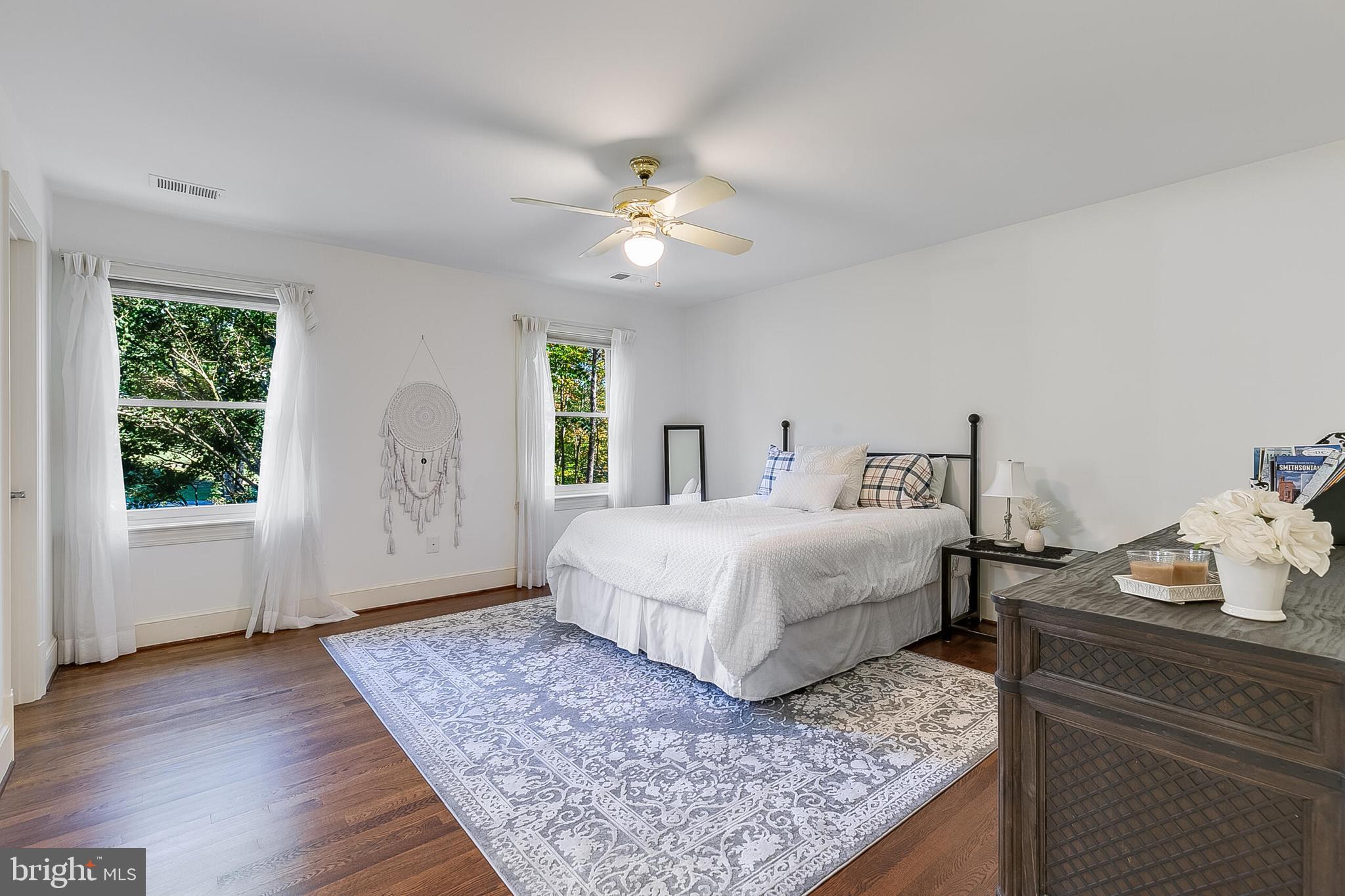 OAKMONT - Residential