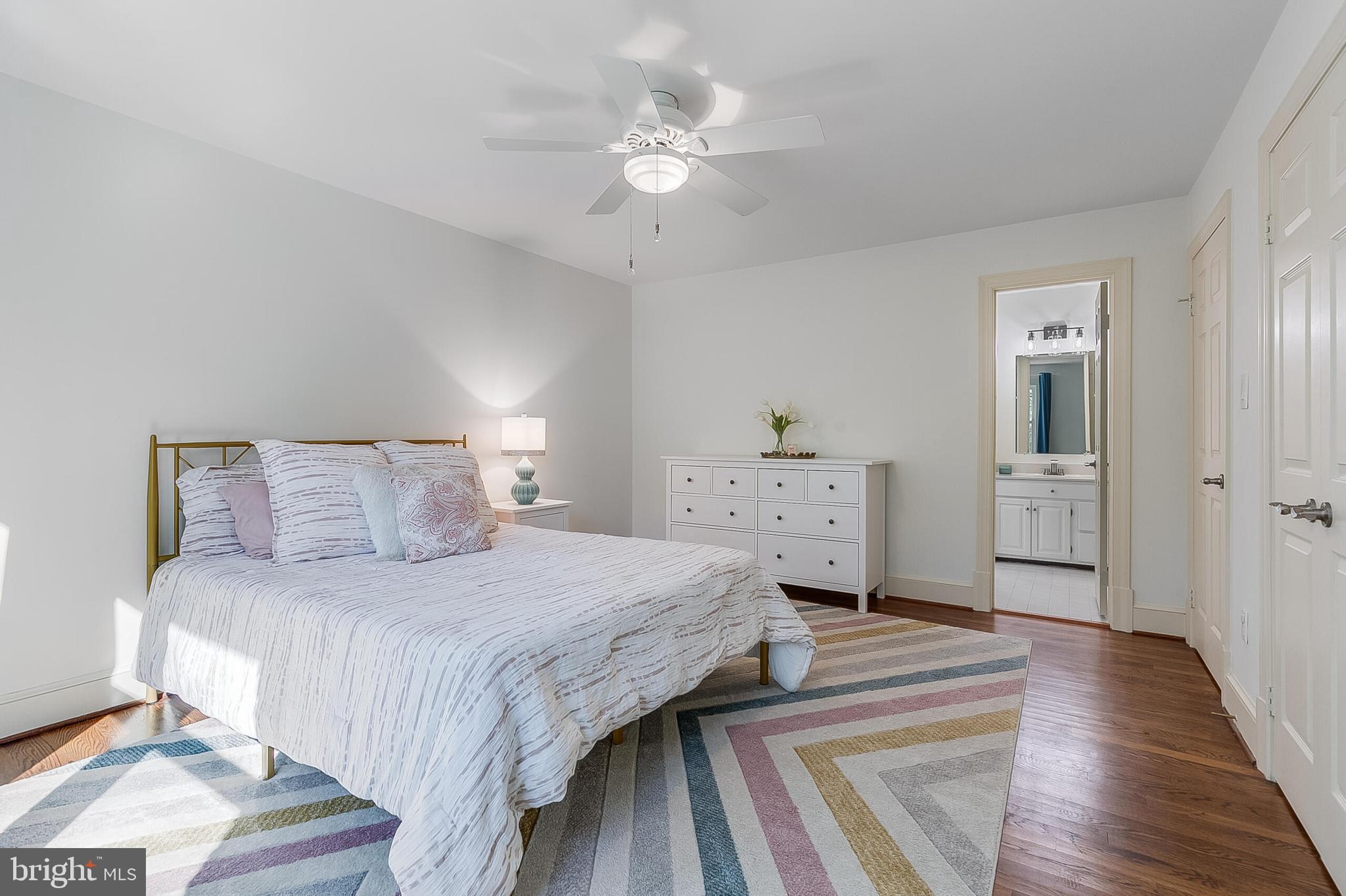 OAKMONT - Residential