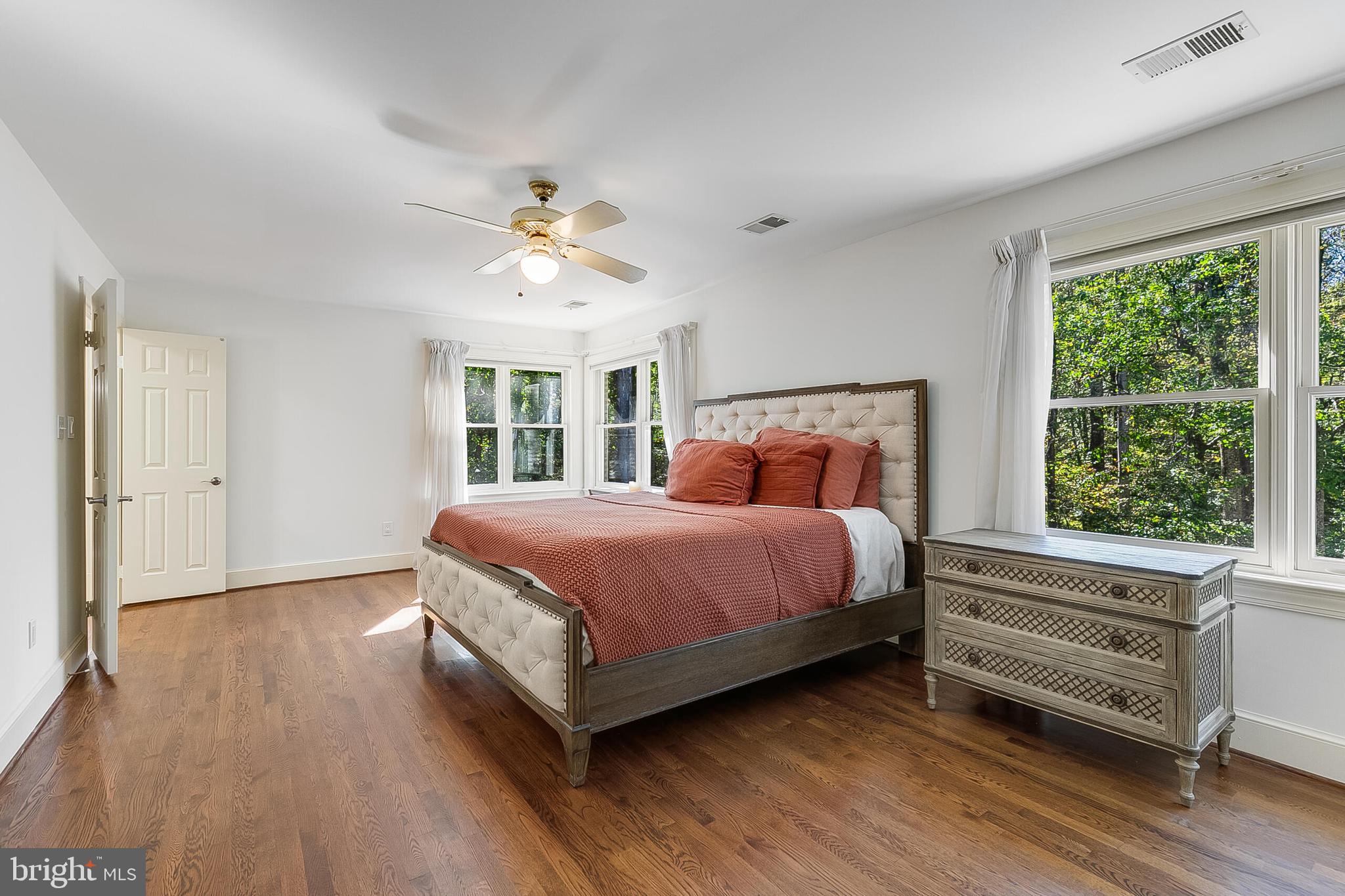 OAKMONT - Residential