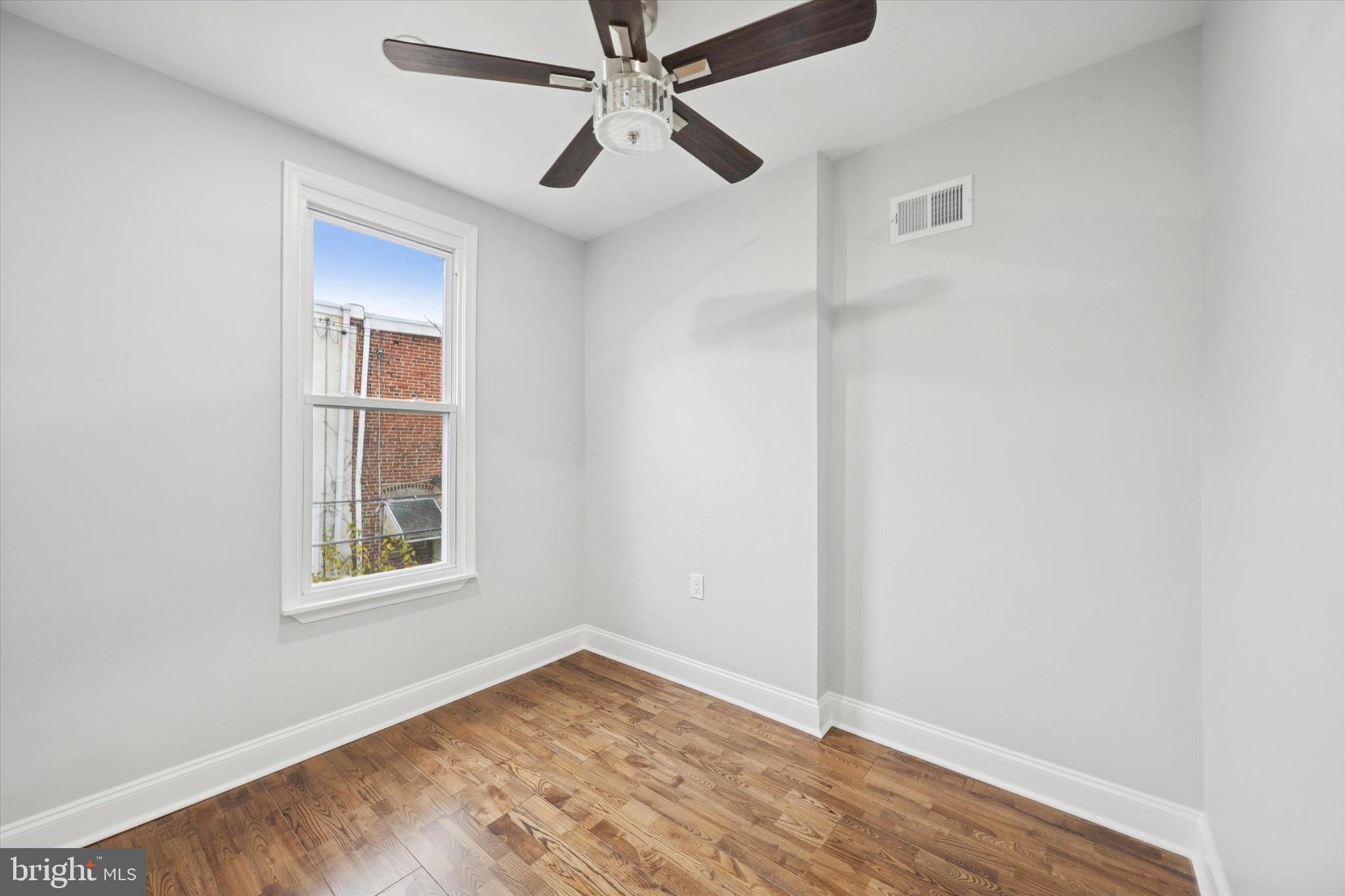 POINT BREEZE - Residential