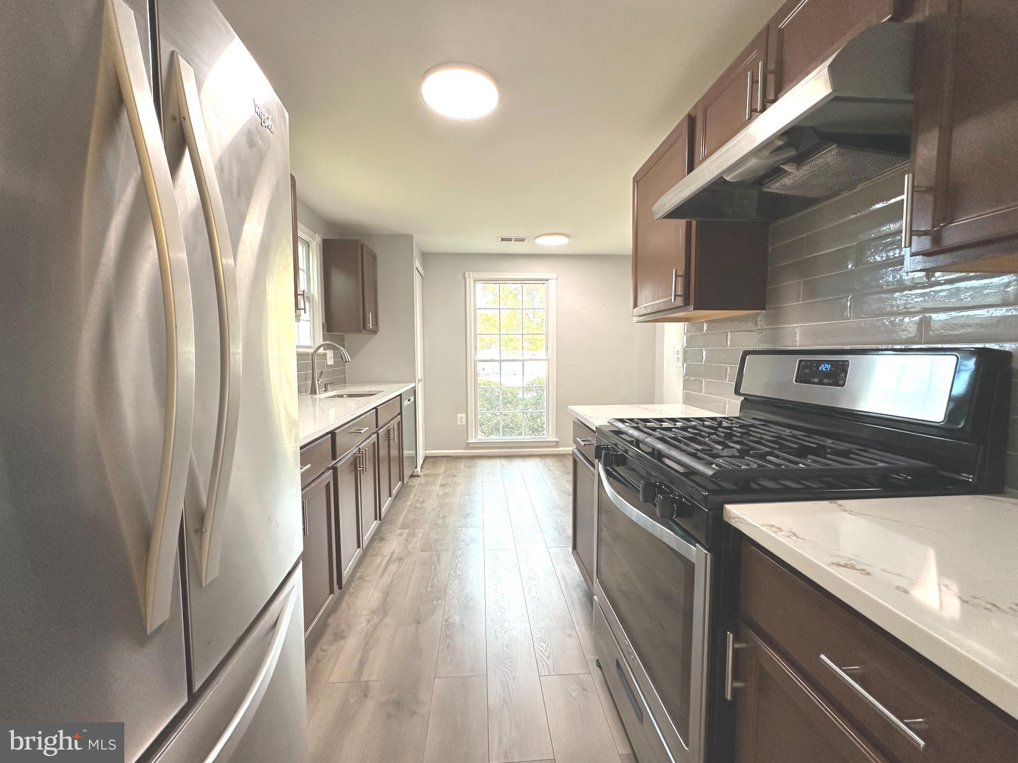 5932 GRISBY HOUSE