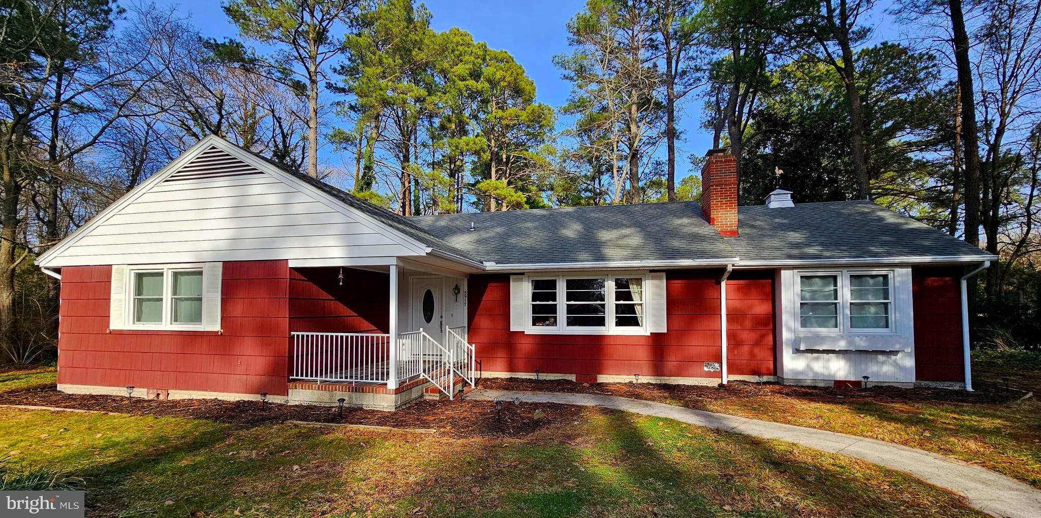 HALLETT HEIGHTS - Residential