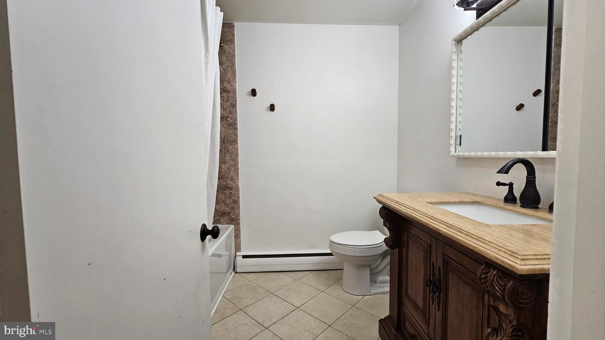 HALLETT HEIGHTS - Residential