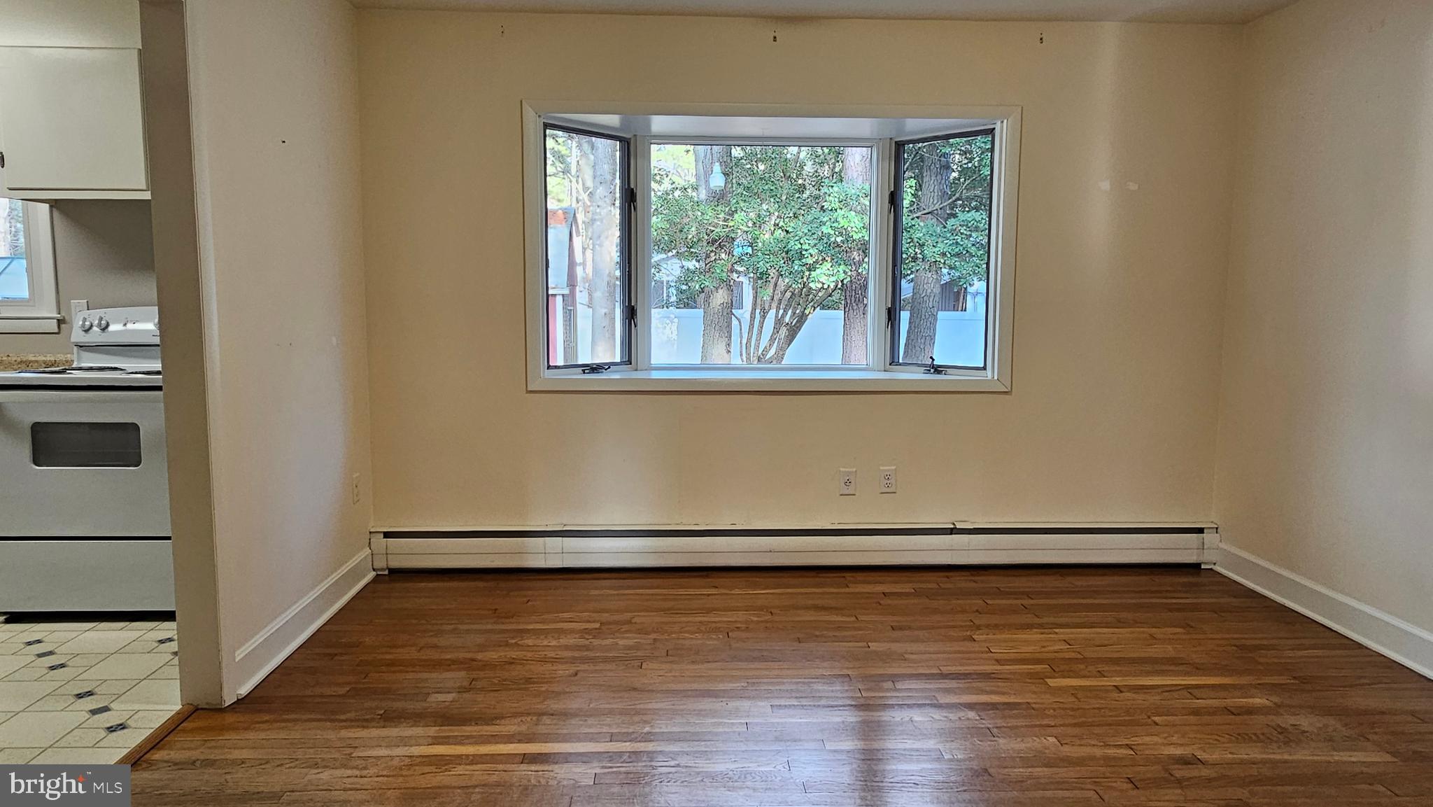 HALLETT HEIGHTS - Residential